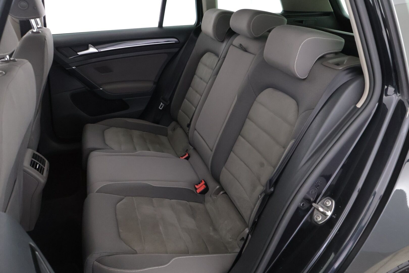 Volkswagen Golf 2015 Variant Highline Edition 40 1,4 TSI 90 kW (122 hv) BMT DSG-automaatti * Adapt vakkari / Tutkat / Lohko*