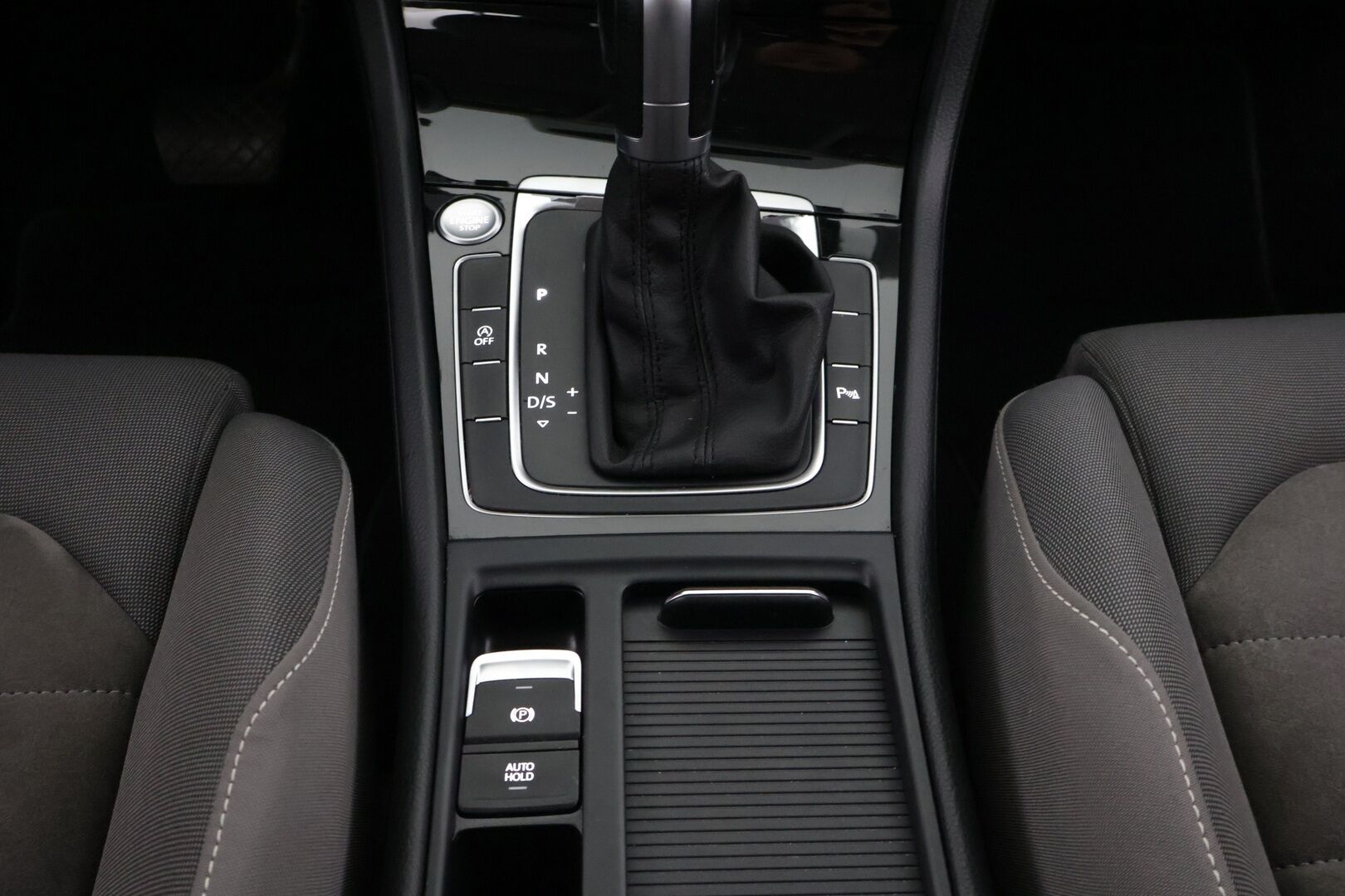 Volkswagen Golf 2015 Variant Highline Edition 40 1,4 TSI 90 kW (122 hv) BMT DSG-automaatti * Adapt vakkari / Tutkat / Lohko*