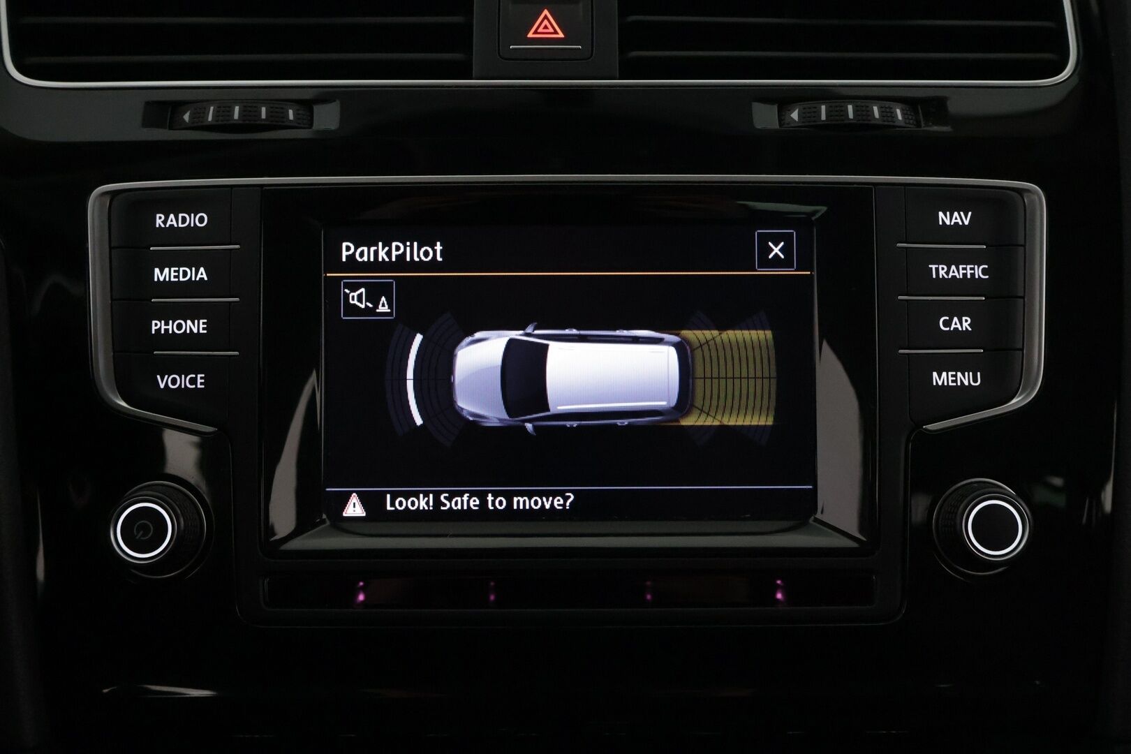 Volkswagen Golf 2015 Variant Highline Edition 40 1,4 TSI 90 kW (122 hv) BMT DSG-automaatti * Adapt vakkari / Tutkat / Lohko*