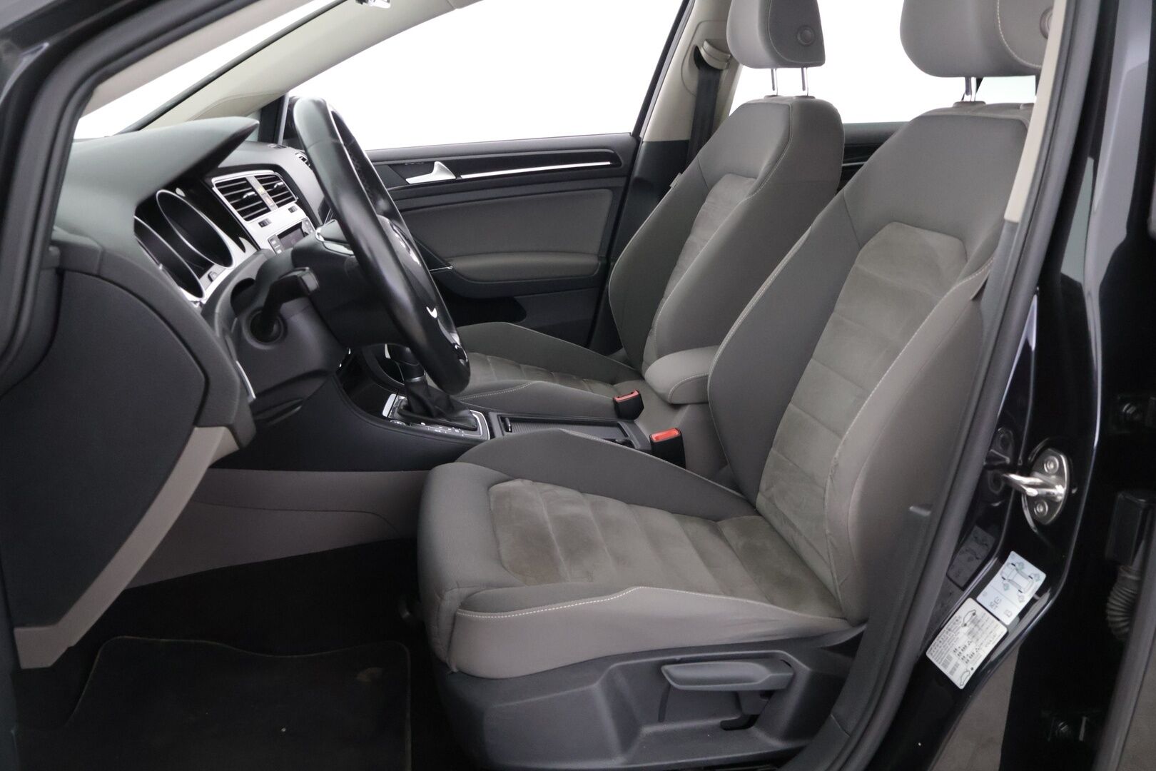 Volkswagen Golf 2015 Variant Highline Edition 40 1,4 TSI 90 kW (122 hv) BMT DSG-automaatti * Adapt vakkari / Tutkat / Lohko*