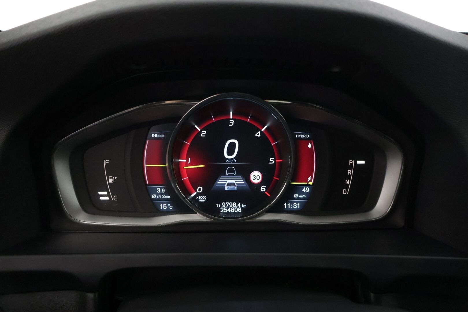 Volvo V60 2013 D6 Summum AWD + plug in hybrid aut * Adapt. Vakkari / Blis / Kattoluukku / Webasto / Kaistavahti / Digimittaristo * - * Siisti / kahdet hyväkuntoiset renkaat omilla alumiinivanteilla / Taloudellinen neliveto * - Osta nyt, maksa vasta ensi vuonna