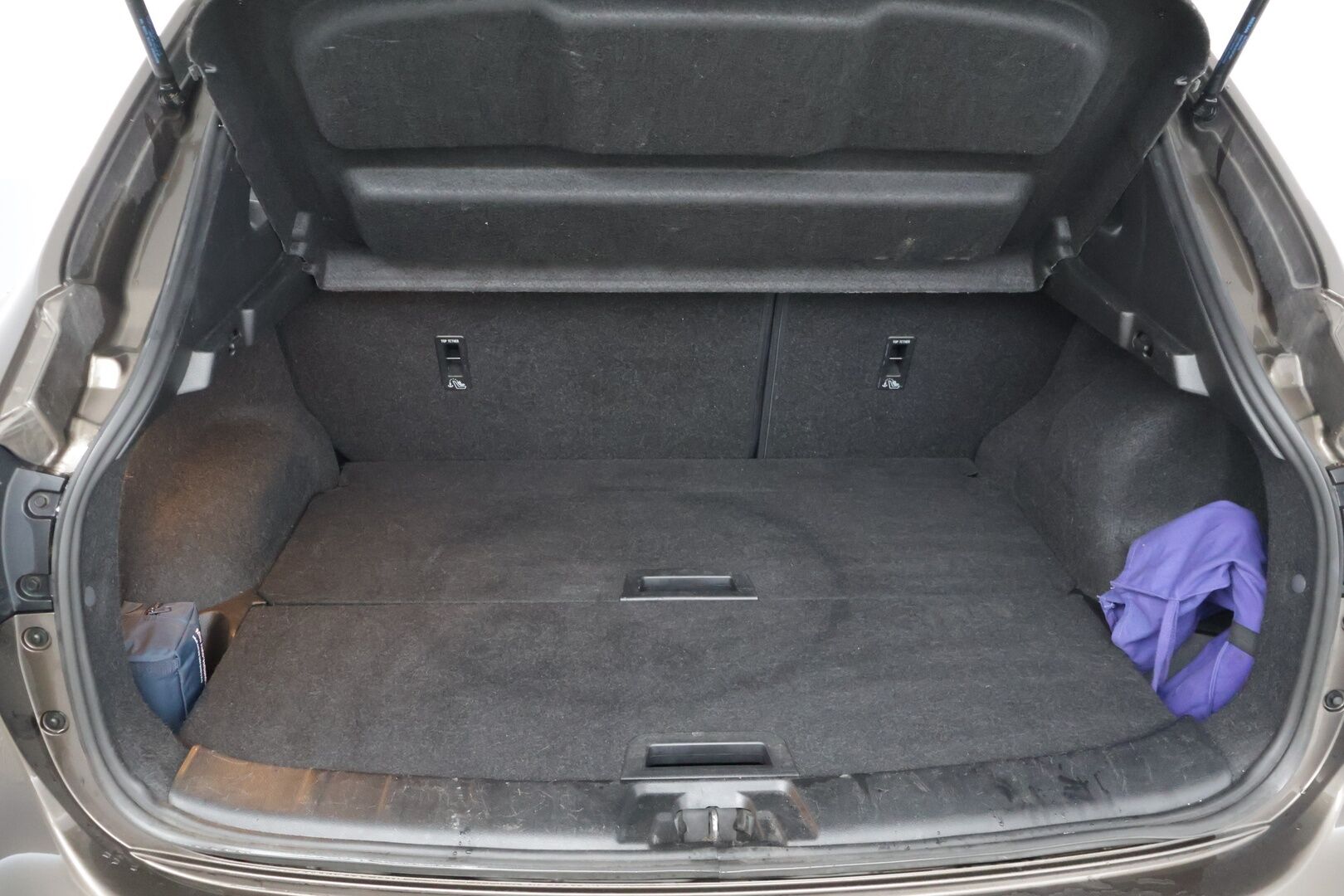 Nissan Qashqai 2015 DIG-T 115 Business 360 2WD Xtronic Leather ** YritysOutlet - Myydään vain yrityksille - * Nahat / 360 kamera / panoraama / Koukku / Katsastettu 9/2025 *