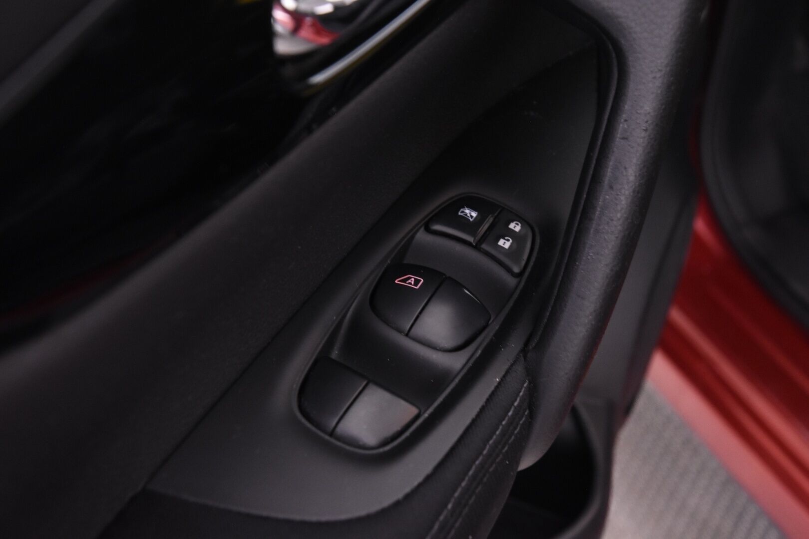 Nissan Qashqai 2015 DIG-T 115 Acenta 2WD 6M/T Safety Pack - Vakkari | Tutkat | Bluetooth | Lane Assist | Koukku | Lohko+sisäp.