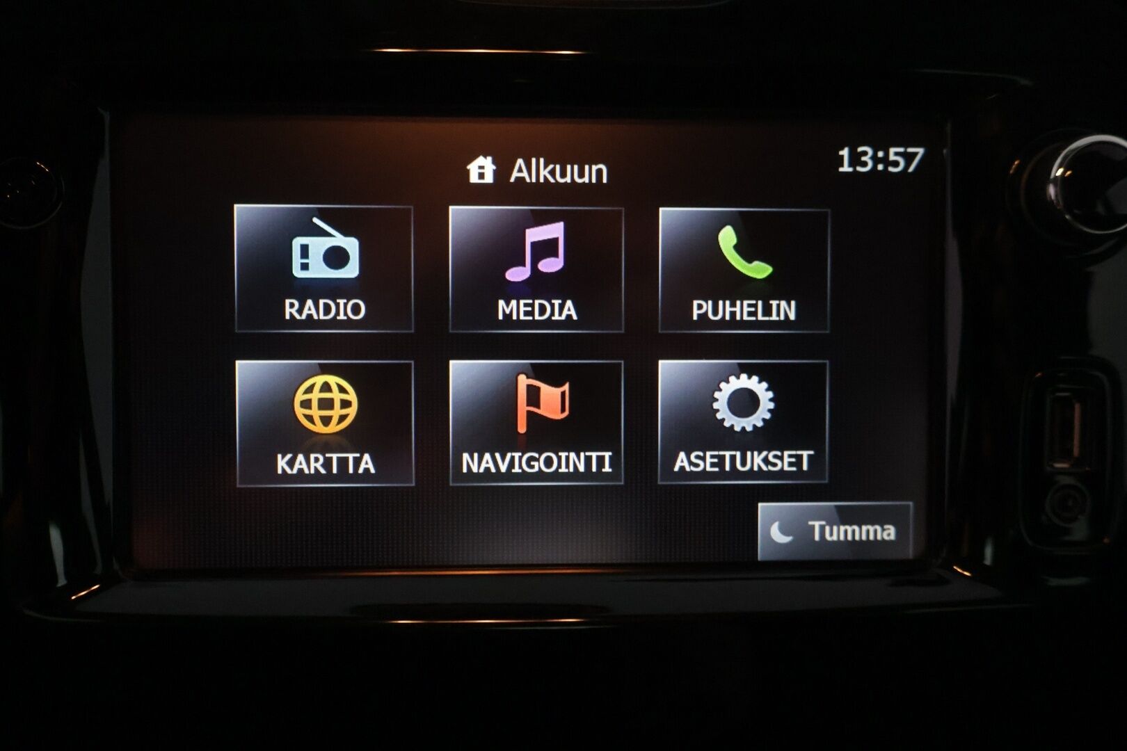 Renault Clio 2015 Energy TCe 90 Navi Style - YritysOutlet - tämä auto myydään vain yrityksille