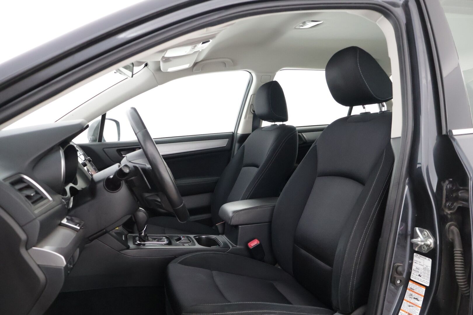 Subaru Outback 2015 2,0 TD Base CVT *Myydään huutokaupat.com / Webasto / Adapt vakkari / Kamera * - * Myydään Huutokaupat.com *