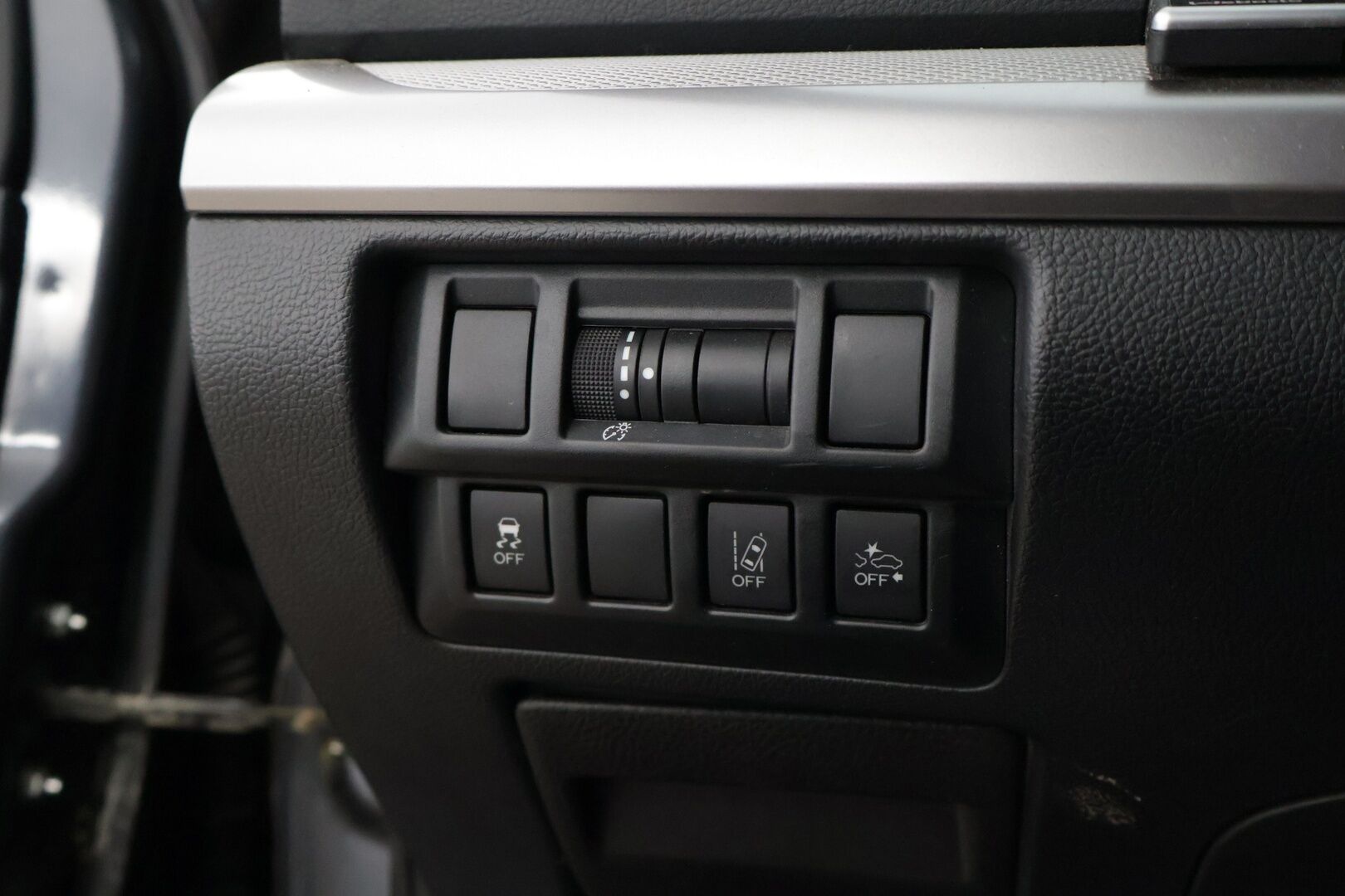 Subaru Outback 2015 2,0 TD Base CVT *Myydään huutokaupat.com / Webasto / Adapt vakkari / Kamera * - * Myydään Huutokaupat.com *