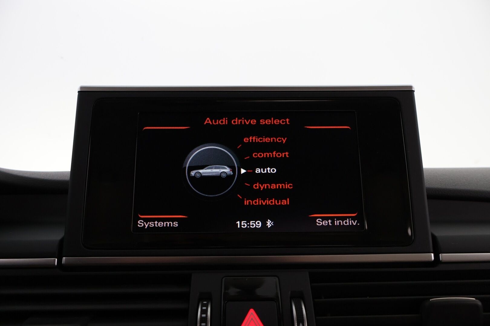 Audi A6 2015 Avant Business Sport 2,0 TDI 140 kW ultra S tronic - Suomiauto | Vetokoukku | Vaaleat Sporttinahat Muisteilla | Lohko&Sisäpistoke | Xenon | Vakkari | Huippusiisti!