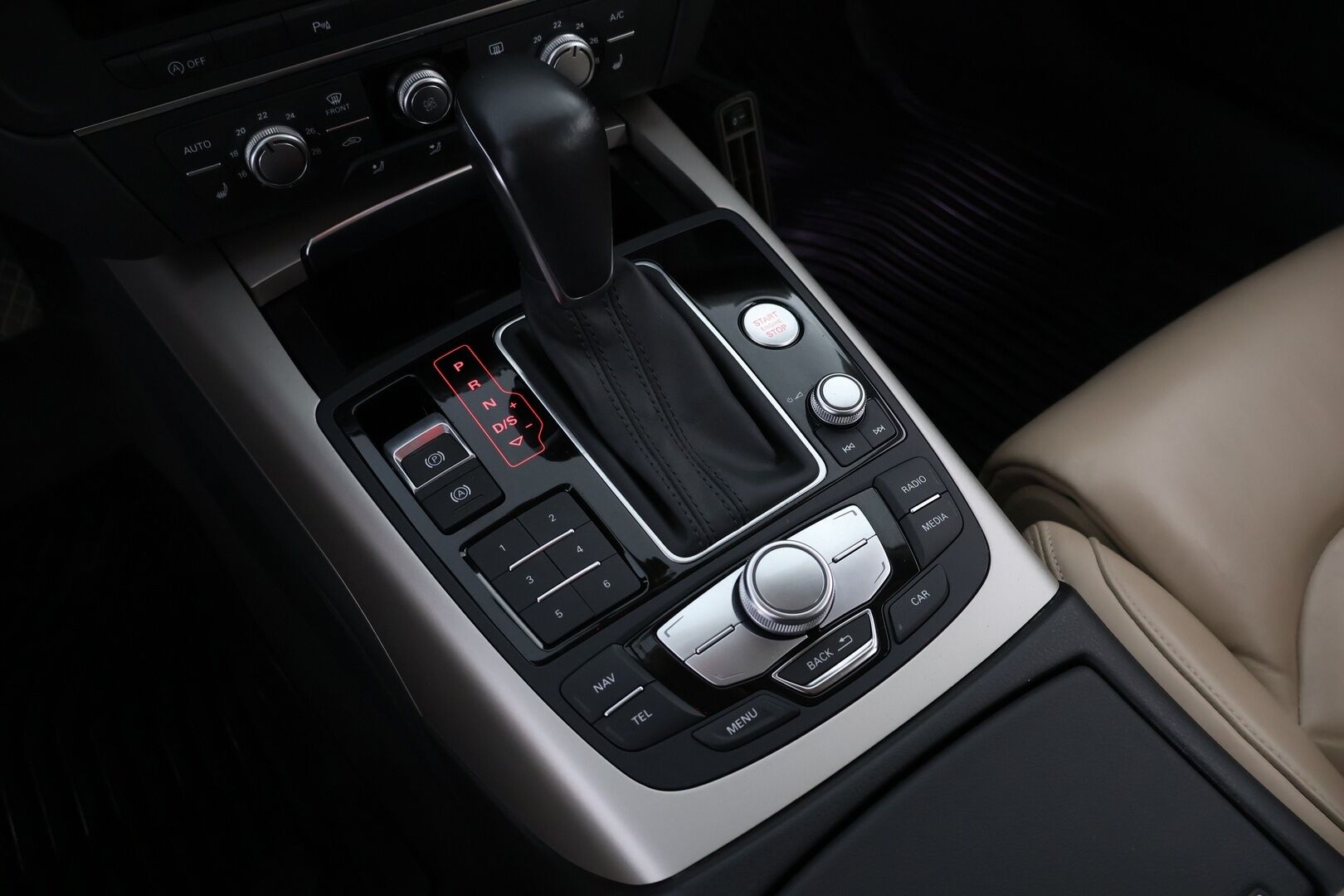 Audi A6 2015 Avant Business Sport 2,0 TDI 140 kW ultra S tronic - Suomiauto | Vetokoukku | Vaaleat Sporttinahat Muisteilla | Lohko&Sisäpistoke | Xenon | Vakkari | Huippusiisti!