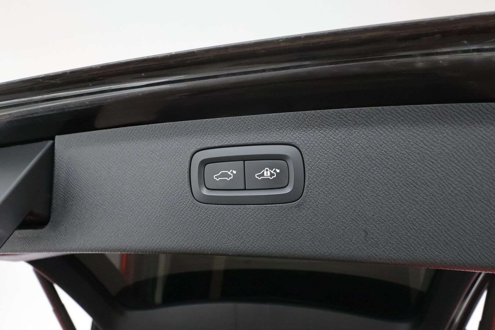 Volvo XC90 2016 T6 AWD Inscription aut 7-P * ACC / Webasto / HUD / 360° / Ilmastoidut muistipenkit / Panorama / Ilma-alusta / Full LED * - SUOMEEN UUTENA MYYTY HARVINAINEN BENSA T6/Kahdet renkaat aluvanteilla