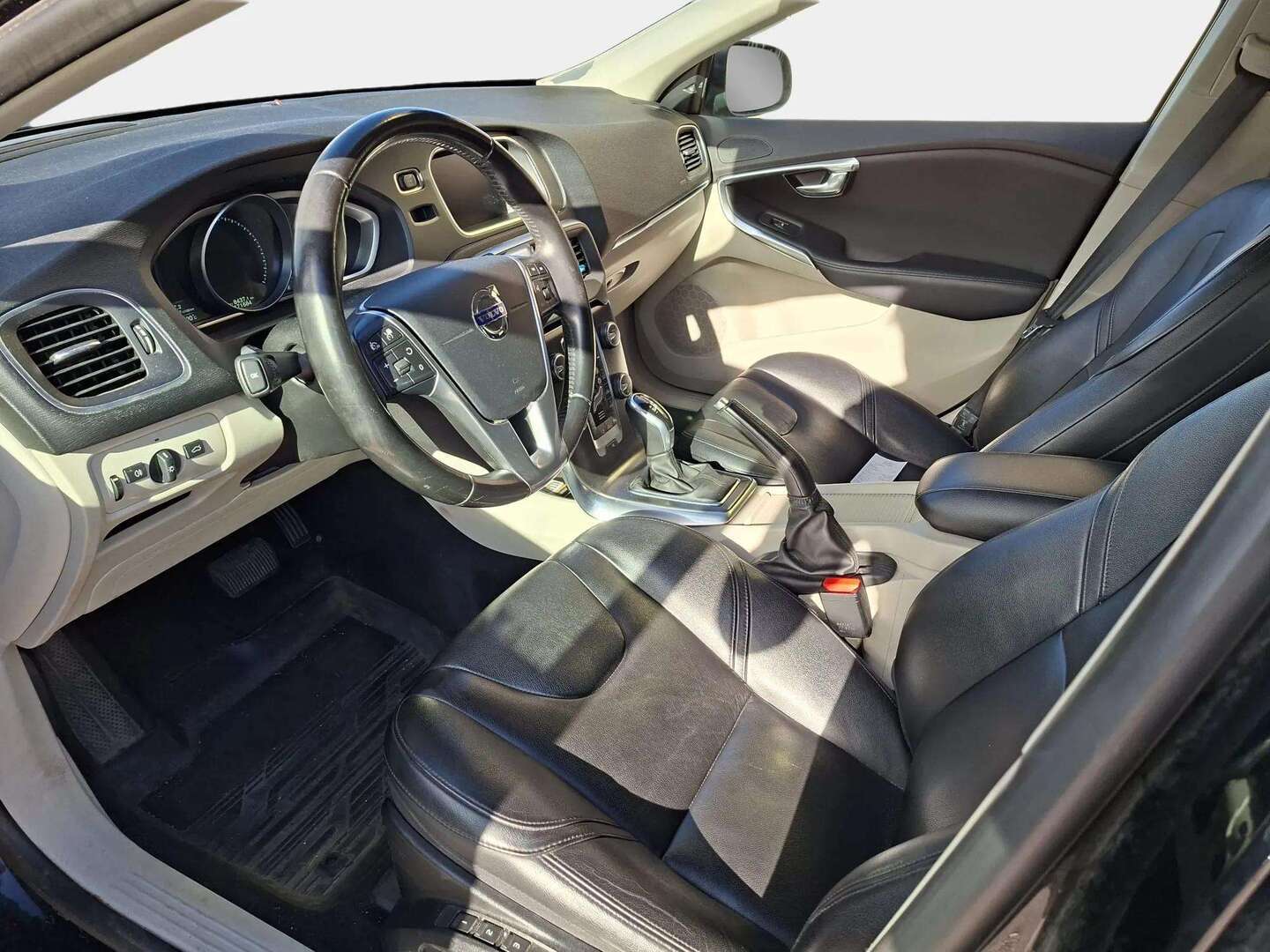 Volvo V40 T2 Business Summum aut 2016, kuva 3/3