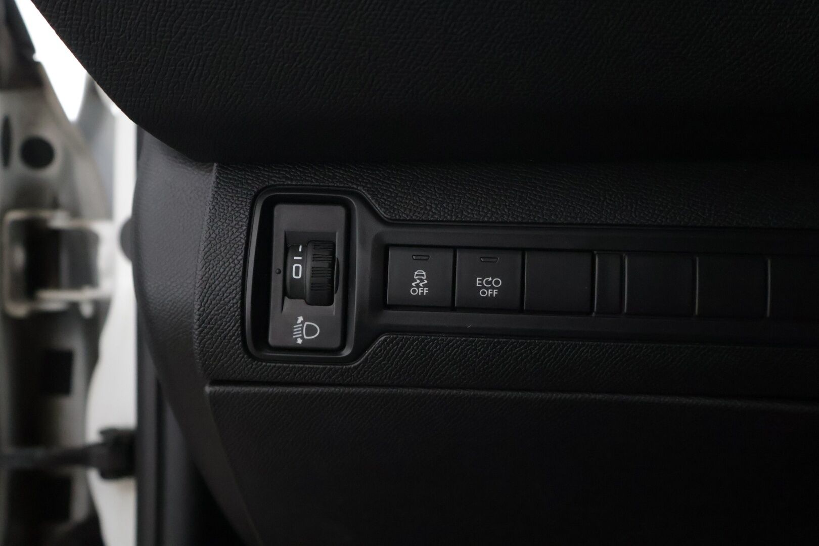 Peugeot 308 2016 SW Active BlueHDi 120 * Suomiauto / Vetokoukku / Lohkolämmitin / Vakkari / Tutkat / Bluetooth / 2x renkaat * - Siistikuntoinen, taloudellinen auto maltillisilla kilometreillä! / Viimeisin huolto tehty 145tkm kohdalla