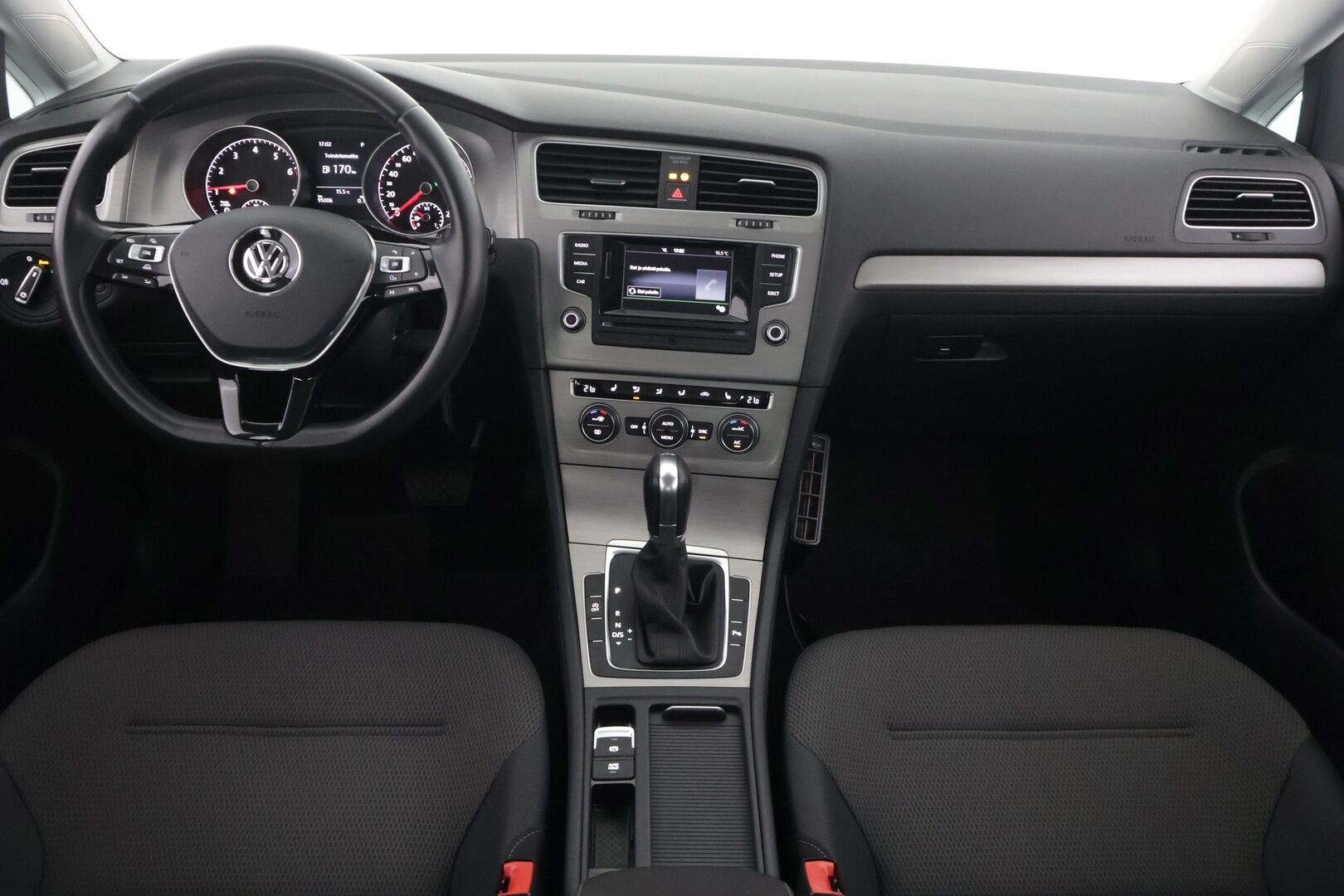 Volkswagen Golf 2016 Comfortline 1,0 TSI 85 kW (115 hv) DSG-autom. ** Lohko+sisäp / 2.om Suomi-auto / Merkkihuollettu / Tutkat / Vakkari **