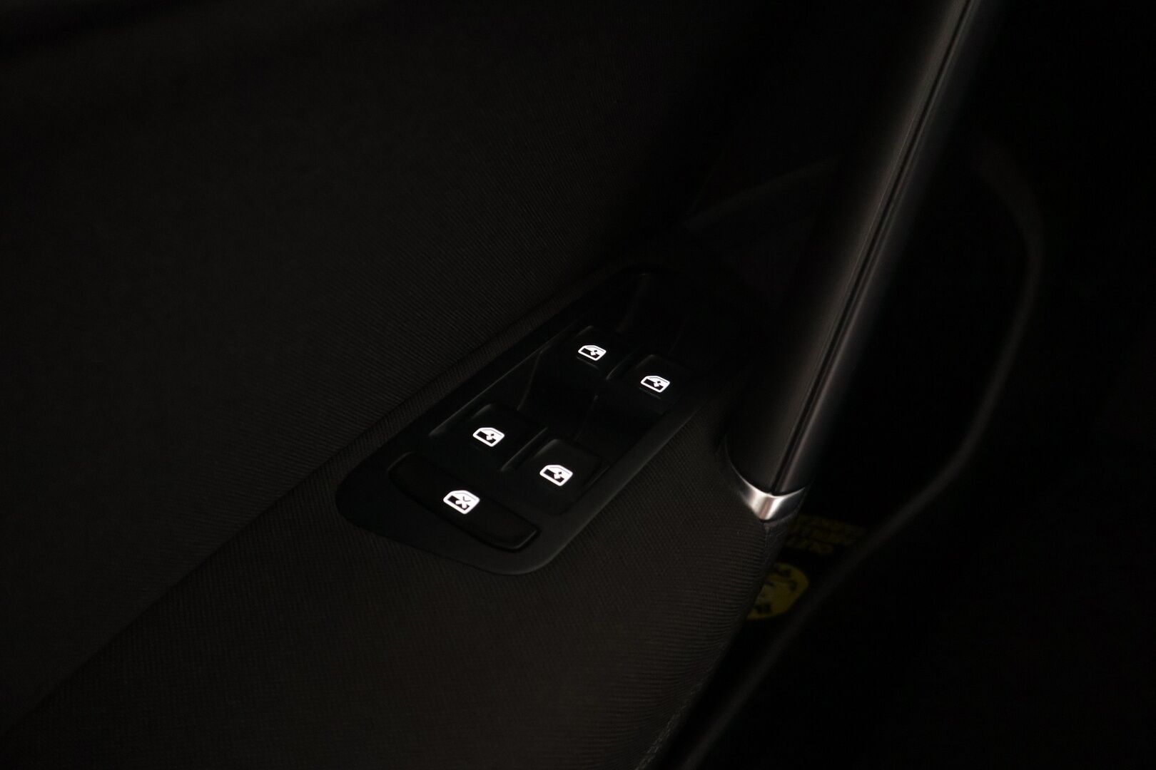 Volkswagen Golf 2016 Comfortline 1,0 TSI 85 kW (115 hv) DSG-autom. ** Lohko+sisäp / 2.om Suomi-auto / Merkkihuollettu / Tutkat / Vakkari **