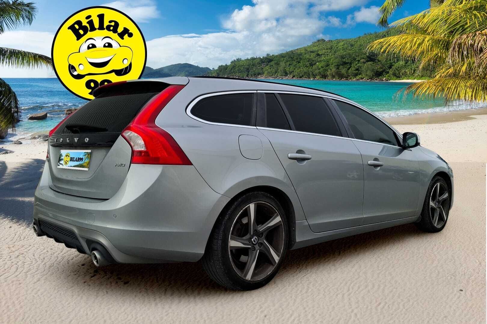 Volvo V60 2016 D4 AWD R-Design aut - *Webasto / ACC / Blis / Navigointi / VOC / Sporttipenkit / Kattavasti varusteltu!*