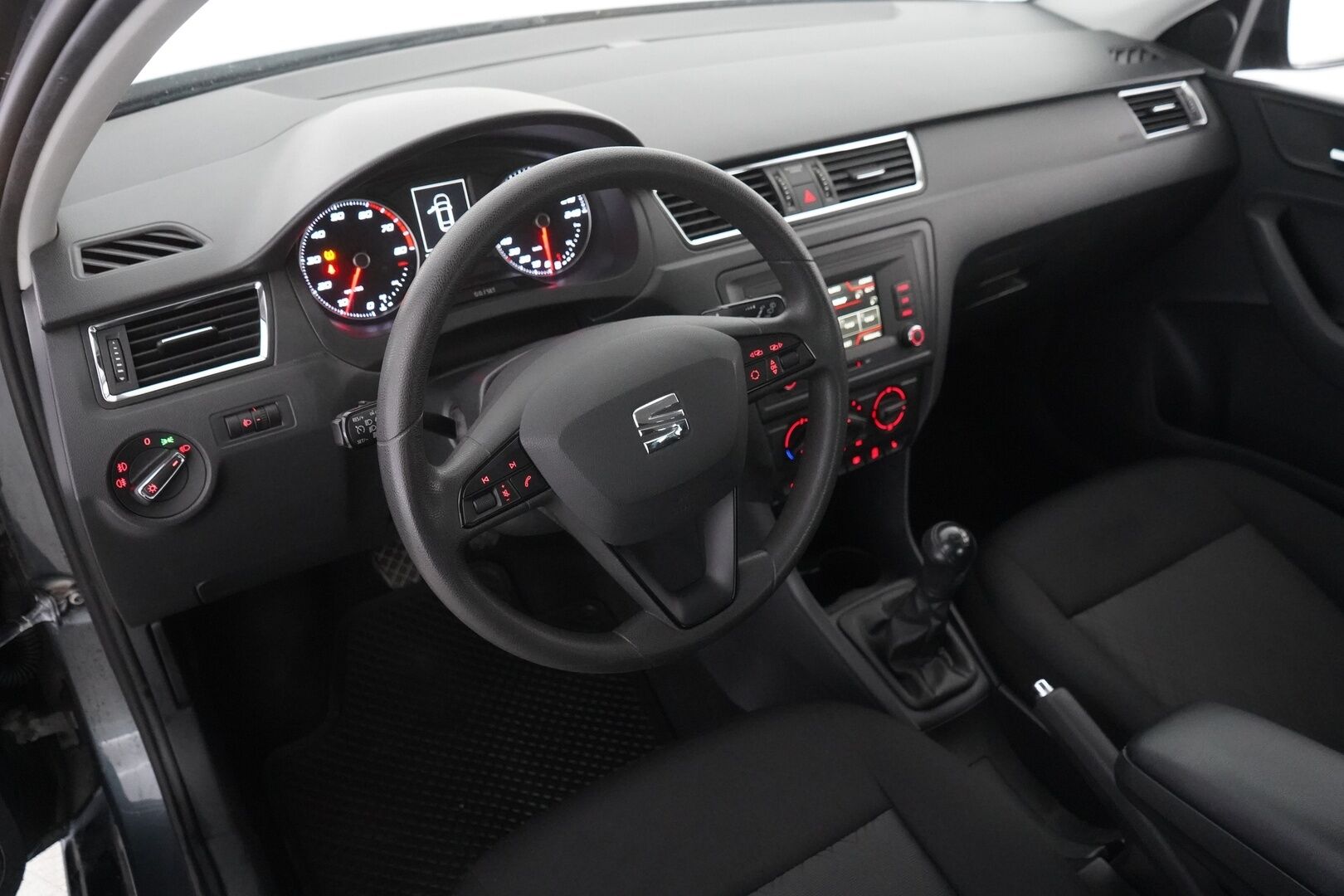 Seat Toledo 2016 1,2 TSI 90 Start&Stop Reference - Lohkolämmitin | HiFi äänentoisto | P-Tutka | Vakionopeudensäädin | Suomi-auto | Viimeisin huolto 159tkm | Jakohihna vaihdettu | Kahdet renkaat
