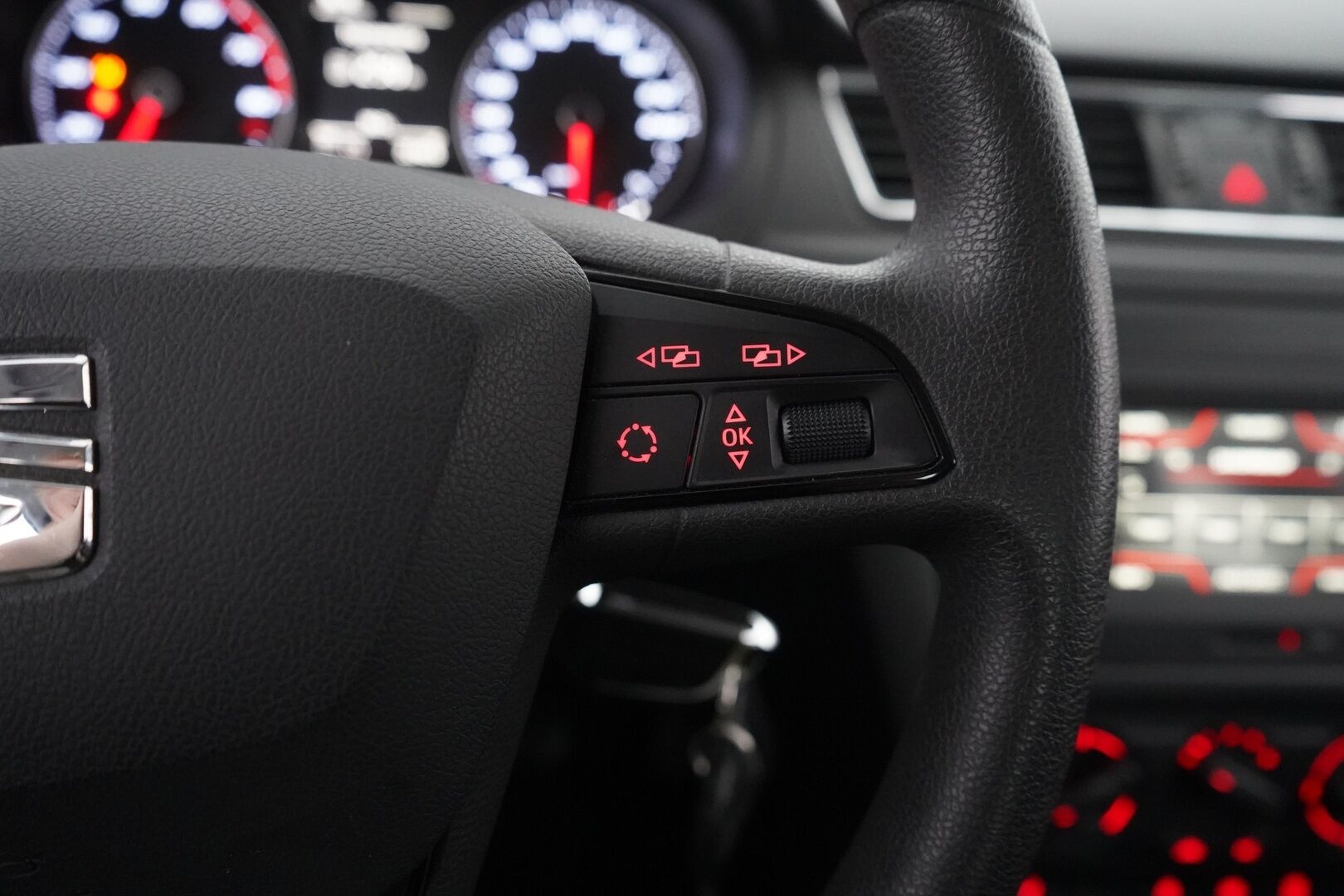 Seat Toledo 2016 1,2 TSI 90 Start&Stop Reference - Lohkolämmitin | HiFi äänentoisto | P-Tutka | Vakionopeudensäädin | Suomi-auto | Viimeisin huolto 159tkm | Jakohihna vaihdettu | Kahdet renkaat