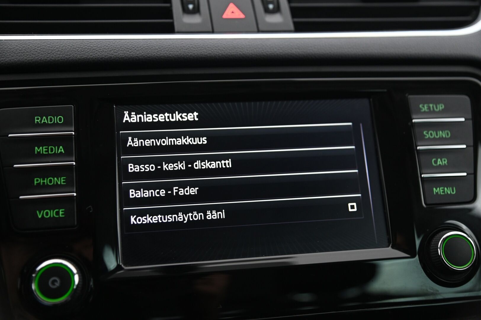 Skoda Octavia 2016 Combi 1,6 TDI Style DSG Autom. / *Webasto / Koukku / Tutkat / ACC* - *2x Alut / Juuri saapunut*