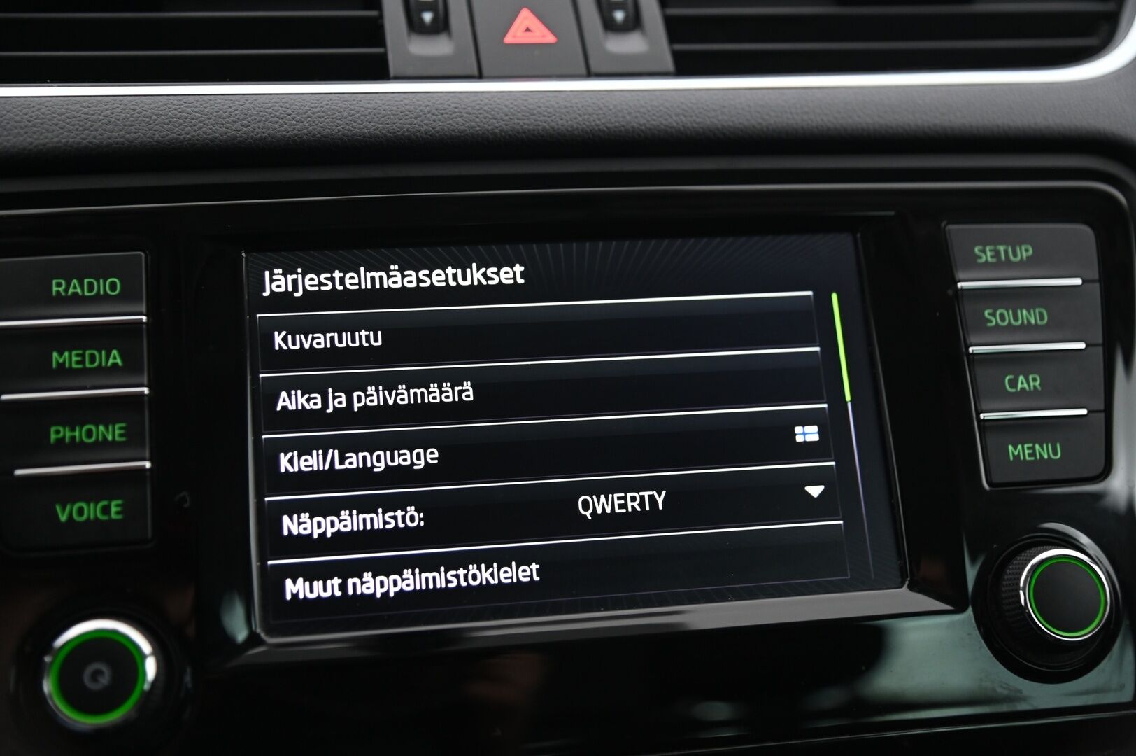 Skoda Octavia 2016 Combi 1,6 TDI Style DSG Autom. / *Webasto / Koukku / Tutkat / ACC* - *2x Alut / Juuri saapunut*