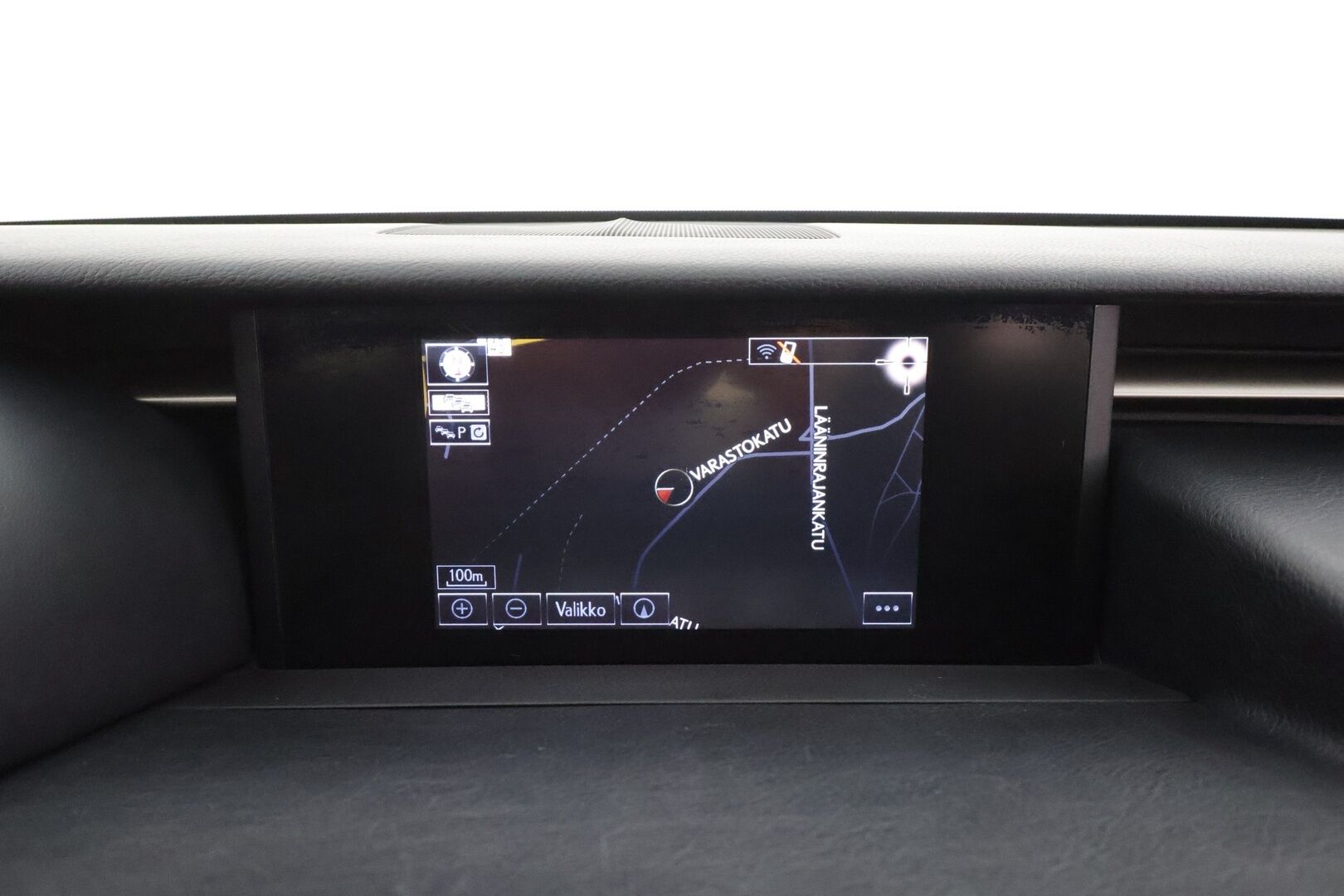 Lexus IS 2014 300h Comfort - Vakkari | P.Kamera | Puolinahat | Navi | Xenon | Bluetooth | Autom.ilmastointi | Kahdet renkaat aluvanteilla