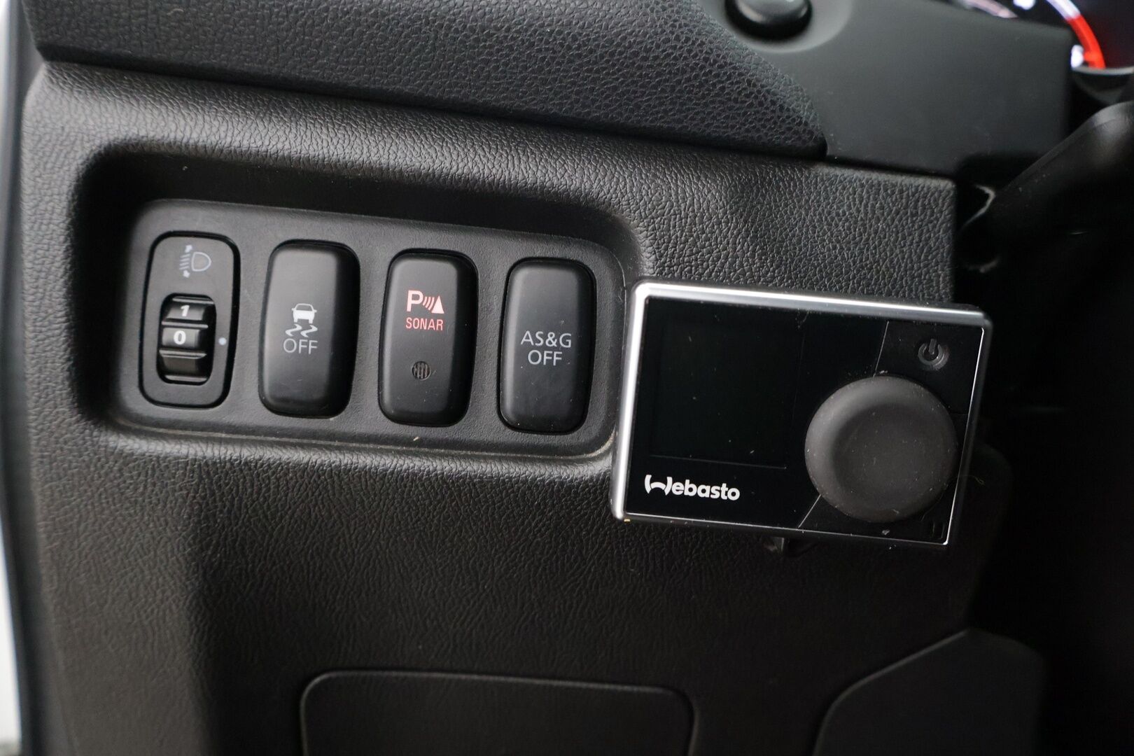 Mitsubishi ASX 2016 1,6 Di-D AS&G Invite 4WD 6MT *Suomi-auto / Tutkat takana / Vetokoukku / Webasto kellolla* - *Kattavasti huollettu / Siisti kuntoinen / 2x renkaat alumiinivantein*