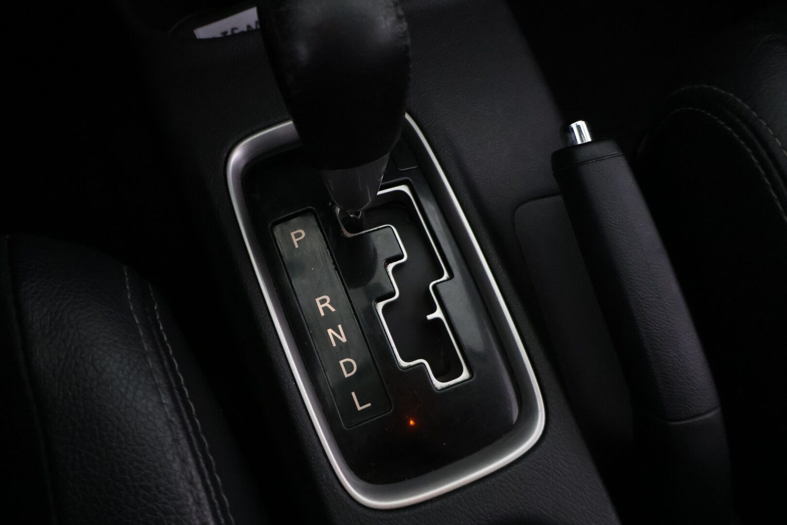 Mitsubishi Outlander 2016 2,2 DI-D Instyle NAVI AT 4WD * 7-paikkainen / P.Kamera / Keyless / Koukku * - HULLUT AVAJAISHULINAT KORKOTARJOUS 3,29 %