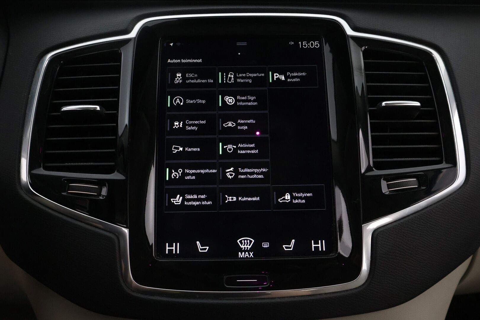 Volvo XC90 2016 D5 AWD Inscription aut - 3,99 % KORKOTARJOUS TÄHÄN AUTOON - Suomiauto / Webasto / Adapt.Vakkari / 7P / Peruutuskamera / Vetokoukku / Vaaleat Muistinahat / Full LED / Huippuvarusteet!
