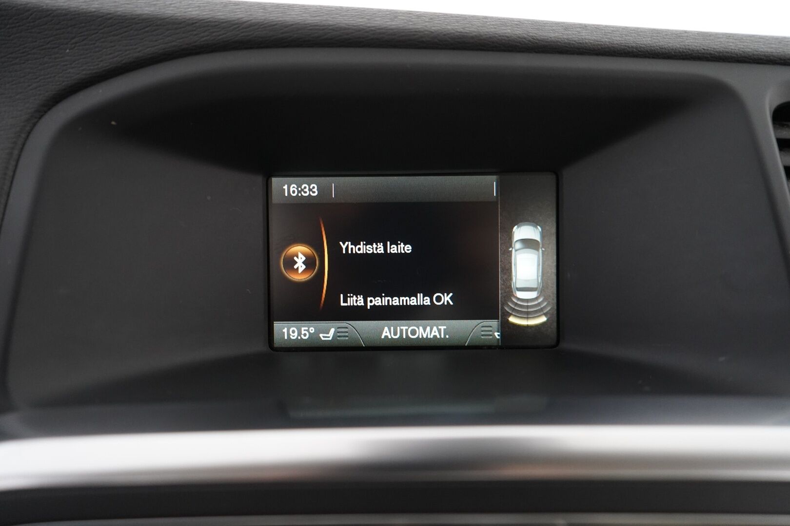 Volvo S60 2011 D3 Momentum Business S/S aut - Webasto | Vakkari | Tutkat | Puolinahat | Kahdet todella hyvät renkaat alumiinivantein | Juuri huollettu