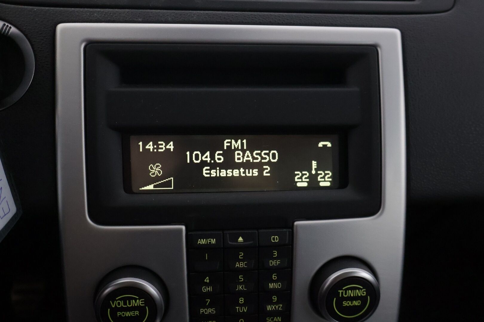 Volvo V50 2011 1,6D DRIVe S/S Classic Business *TÄMÄ AUTO MYYDÄÄN YRITISOUTLETISSA VAIN YRITYKSILLE* Webasto / Nahat / Vakkari - YritysOutlet - Myydään vain yrityksille* 2 OM / Suomiauto / Webasto / Siisti