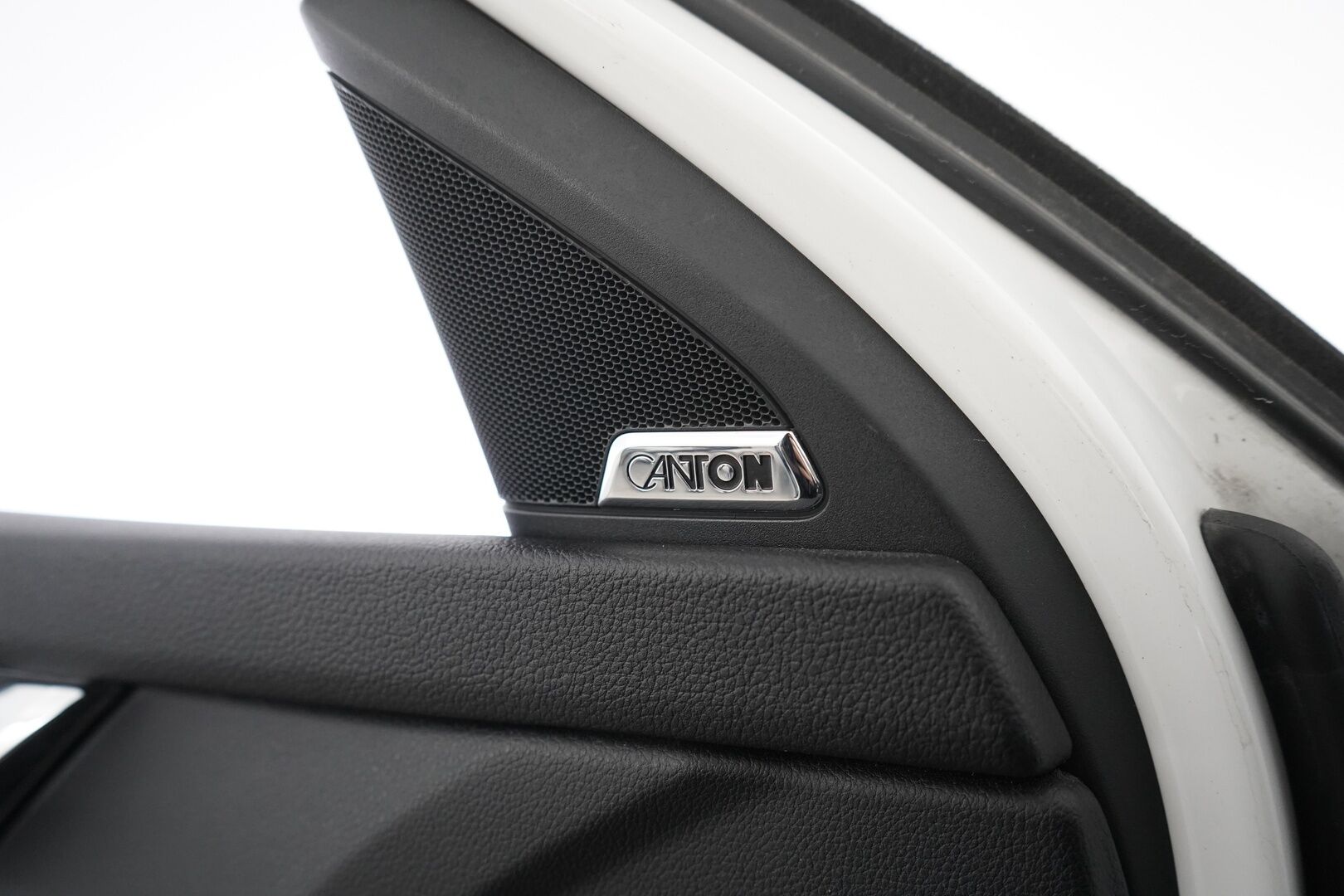 Skoda Octavia 2014 2.0 TSI Combi RS DSG Autom. *ACC / Webasto / Canton / Navi* - Suomi-auto / Kahdet Alumiinivanteet / Myydään juuri huollettuna - HULLUT VÄLIPÄIVÄT KORKOTARJOUS 2,49%