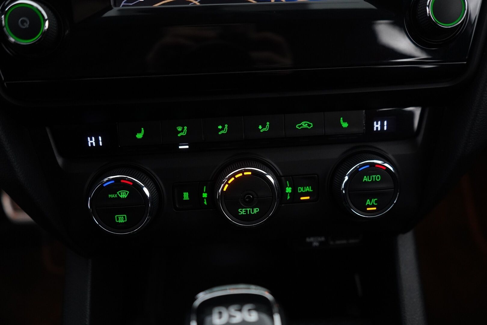 Skoda Octavia 2014 2.0 TSI Combi RS DSG Autom. *ACC / Webasto / Canton / Navi* - Suomi-auto / Kahdet Alumiinivanteet / Myydään juuri huollettuna - HULLUT VÄLIPÄIVÄT KORKOTARJOUS 2,49%