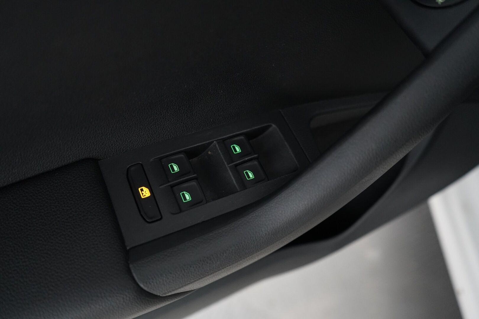 Skoda Octavia 2014 2.0 TSI Combi RS DSG Autom. *ACC / Webasto / Canton / Navi* - Suomi-auto / Kahdet Alumiinivanteet / Myydään juuri huollettuna - HULLUT VÄLIPÄIVÄT KORKOTARJOUS 2,49%