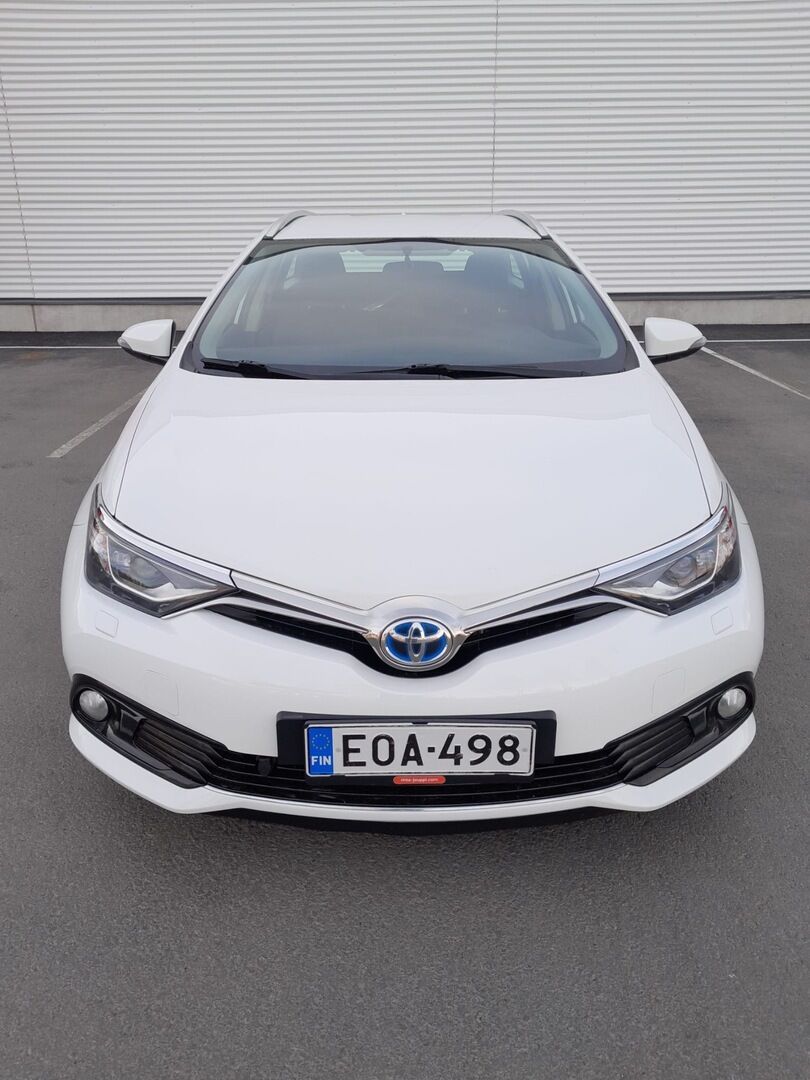 Toyota Auris 2016 Touring Sports 1,8 Hybrid Active * P-kamera / Vakkari  / Aut. ilmastointi * - Suomi-auto / Merkkihuollettu / 2 Hyvät renkaat - HULLUT AVAJAISHULINAT KORKOTARJOUS 3,29 %
