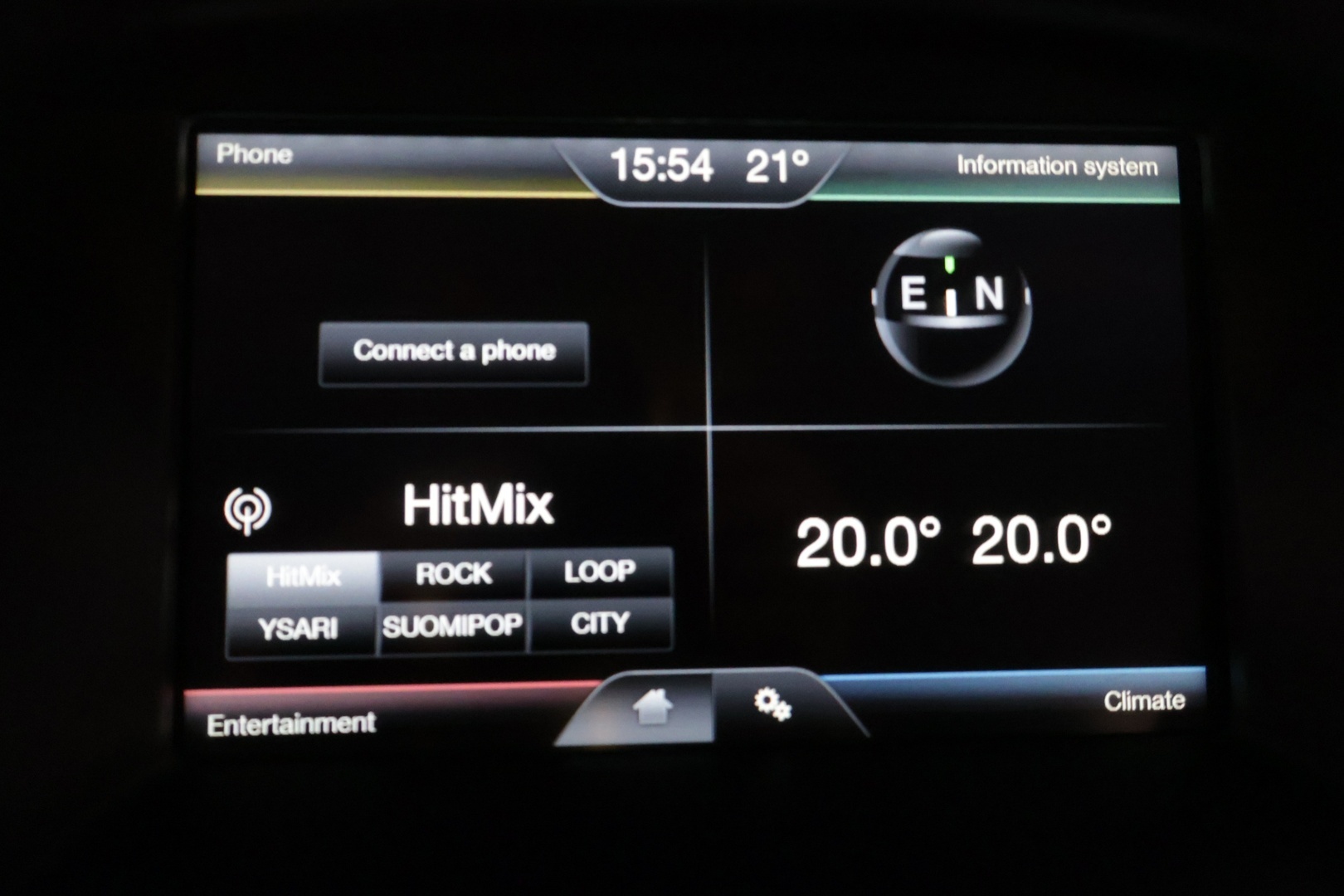 Ford Focus 2016 1,0 EcoBoost 125 hv Start/Stop M6 Titanium - YritysOutlet - Myydään vain yrityksille - Suomi-auto | Lohkolämmitin sisäpistokkeella | Tutkat edessä ja takana | Lämmitettävä tuulilasi