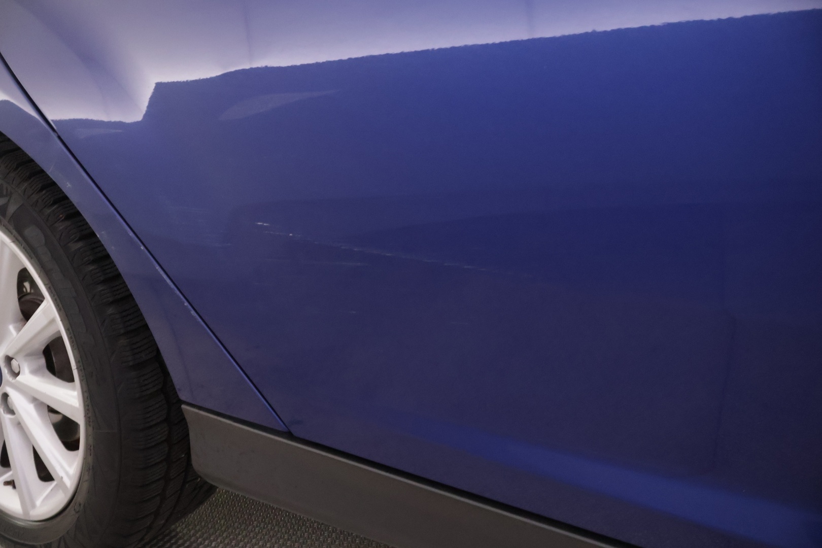 Ford Focus 2016 1,0 EcoBoost 125 hv Start/Stop M6 Titanium - YritysOutlet - Myydään vain yrityksille - Suomi-auto | Lohkolämmitin sisäpistokkeella | Tutkat edessä ja takana | Lämmitettävä tuulilasi