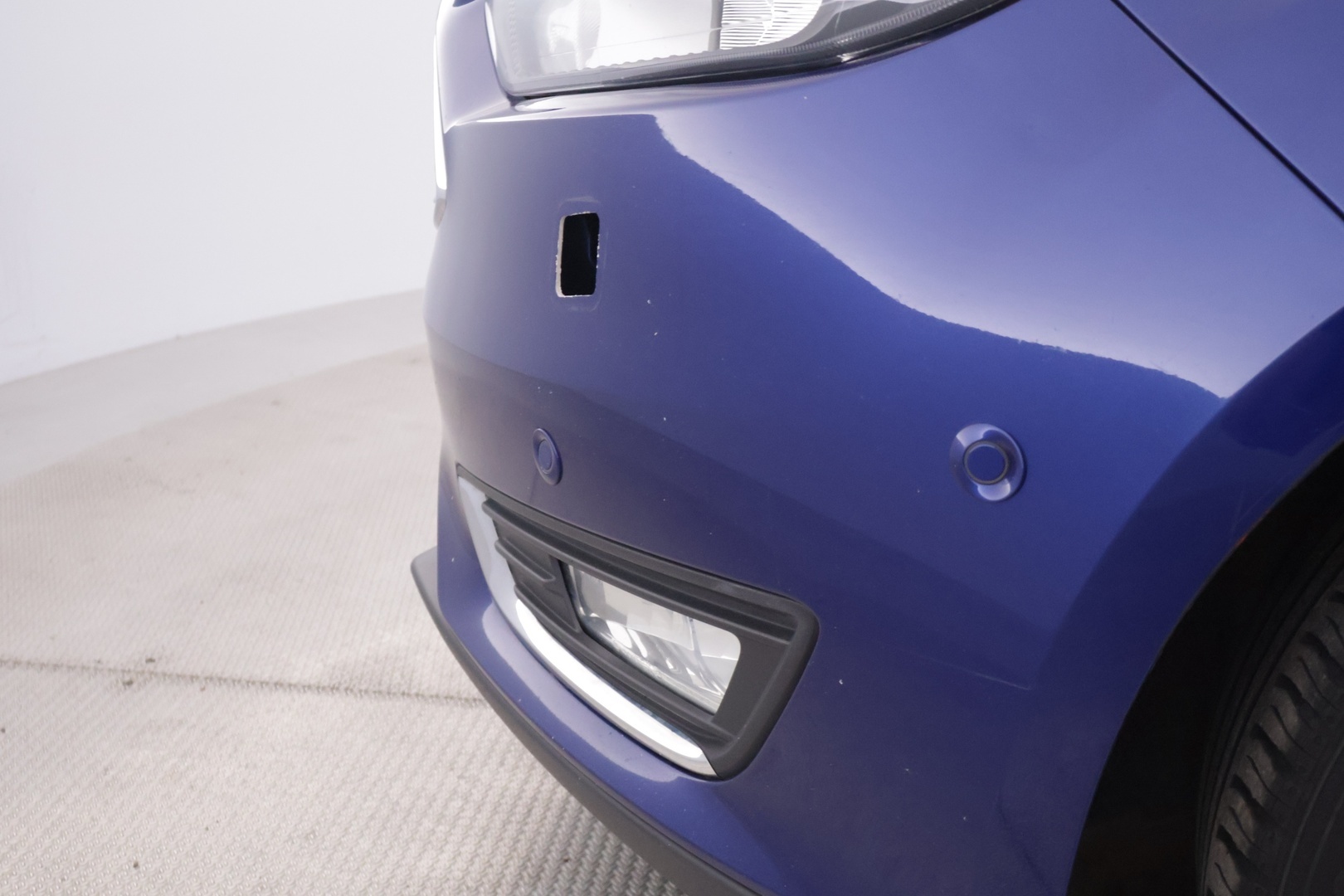 Ford Focus 2016 1,0 EcoBoost 125 hv Start/Stop M6 Titanium - YritysOutlet - Myydään vain yrityksille - Suomi-auto | Lohkolämmitin sisäpistokkeella | Tutkat edessä ja takana | Lämmitettävä tuulilasi