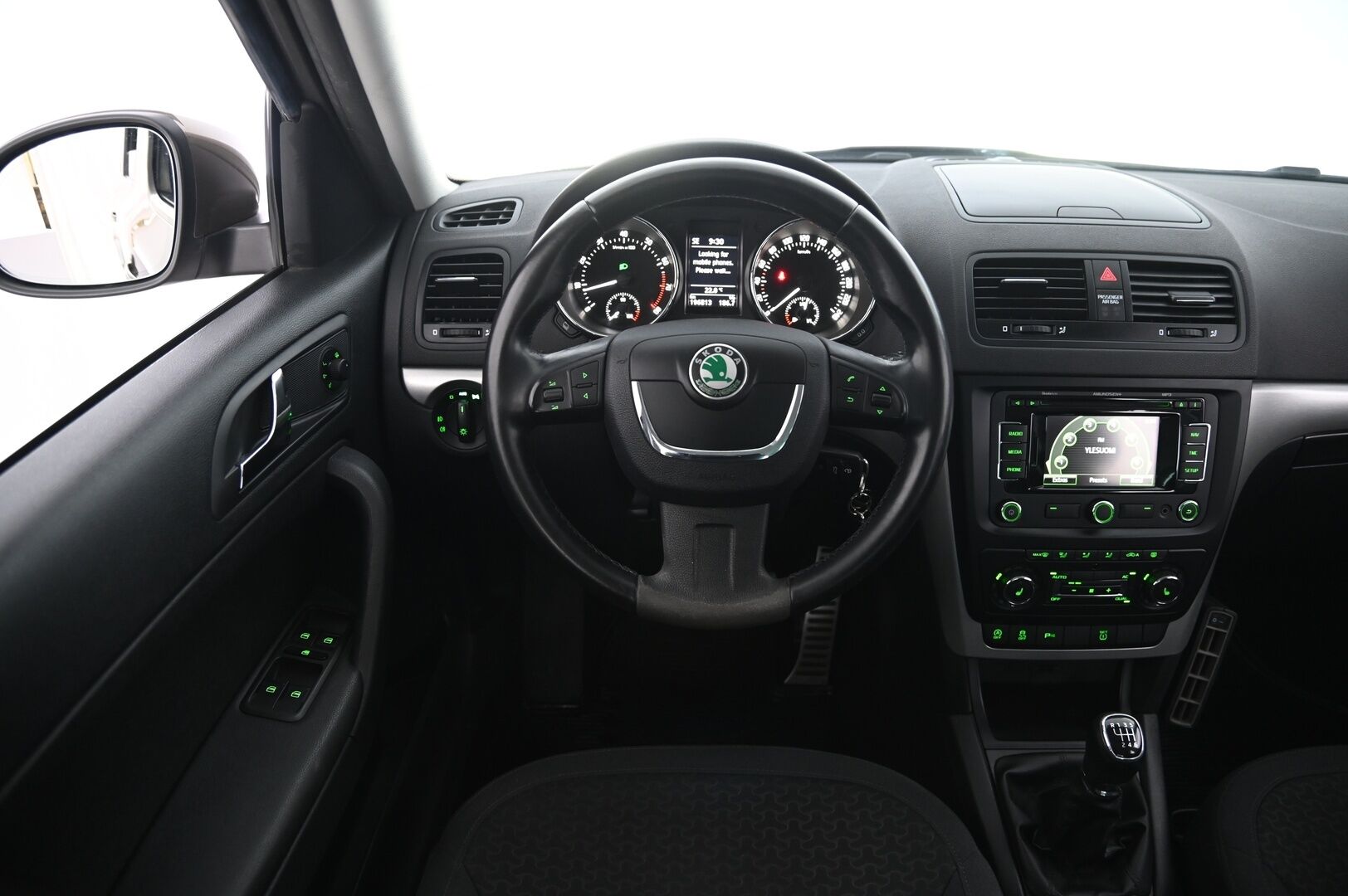 Skoda Yeti 2013 1,4 TSI Experience Green tec *Navi / Lohko / P.tutkat / Vakkari* - Ketju juuri vaihdettu! / 2xrenkaat aluvanteilla!