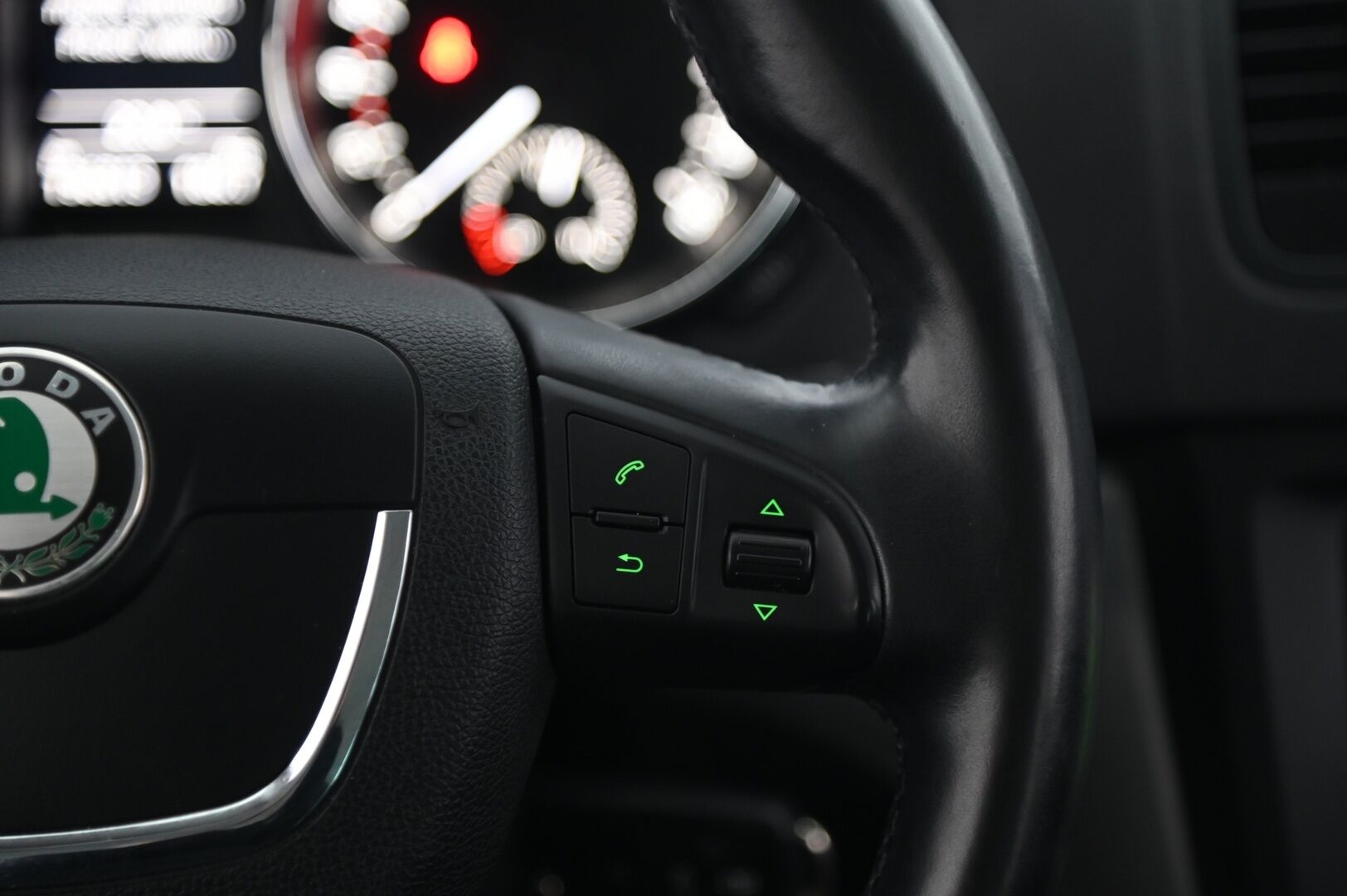 Skoda Yeti 2013 1,4 TSI Experience Green tec *Navi / Lohko / P.tutkat / Vakkari* - Ketju juuri vaihdettu! / 2xrenkaat aluvanteilla!