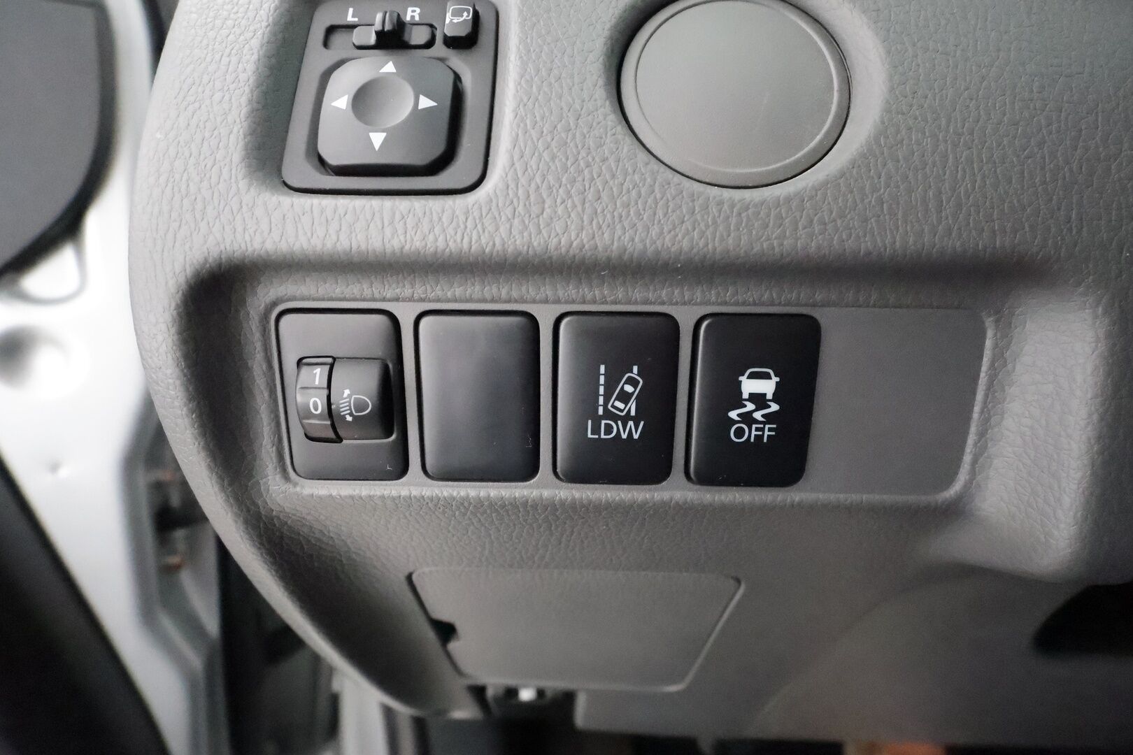 Mitsubishi L200 2018 Double Cab 2,4 DI-D Magnum MT 2-paikkainen - 3,99 % KORKOTARJOUS TÄHÄN AUTOON - ALV / 1Om Suomiauto / Webasto / Vetokoukku / Peruutuskamera /  Vakkari / Bluetooth / 2x Renkaat!