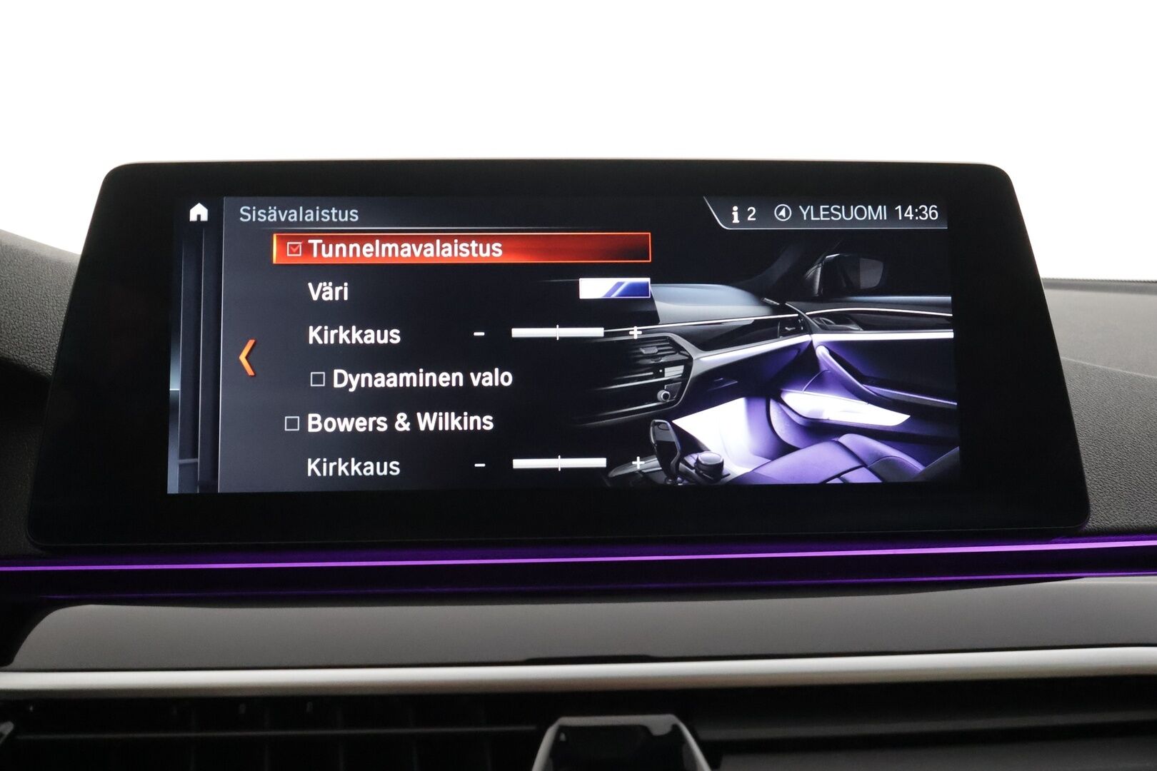 BMW 530 2017 G30 Sedan 530e A iPerformance Launch Edition Sport - | ACC | Sporttinahat | Adapt. LED | DAP | HiFi | Ambient Light | P.kamera | Sähk. takaluukku | Lämm. ratti | 2x renkaat aluin | Suomiauto | 