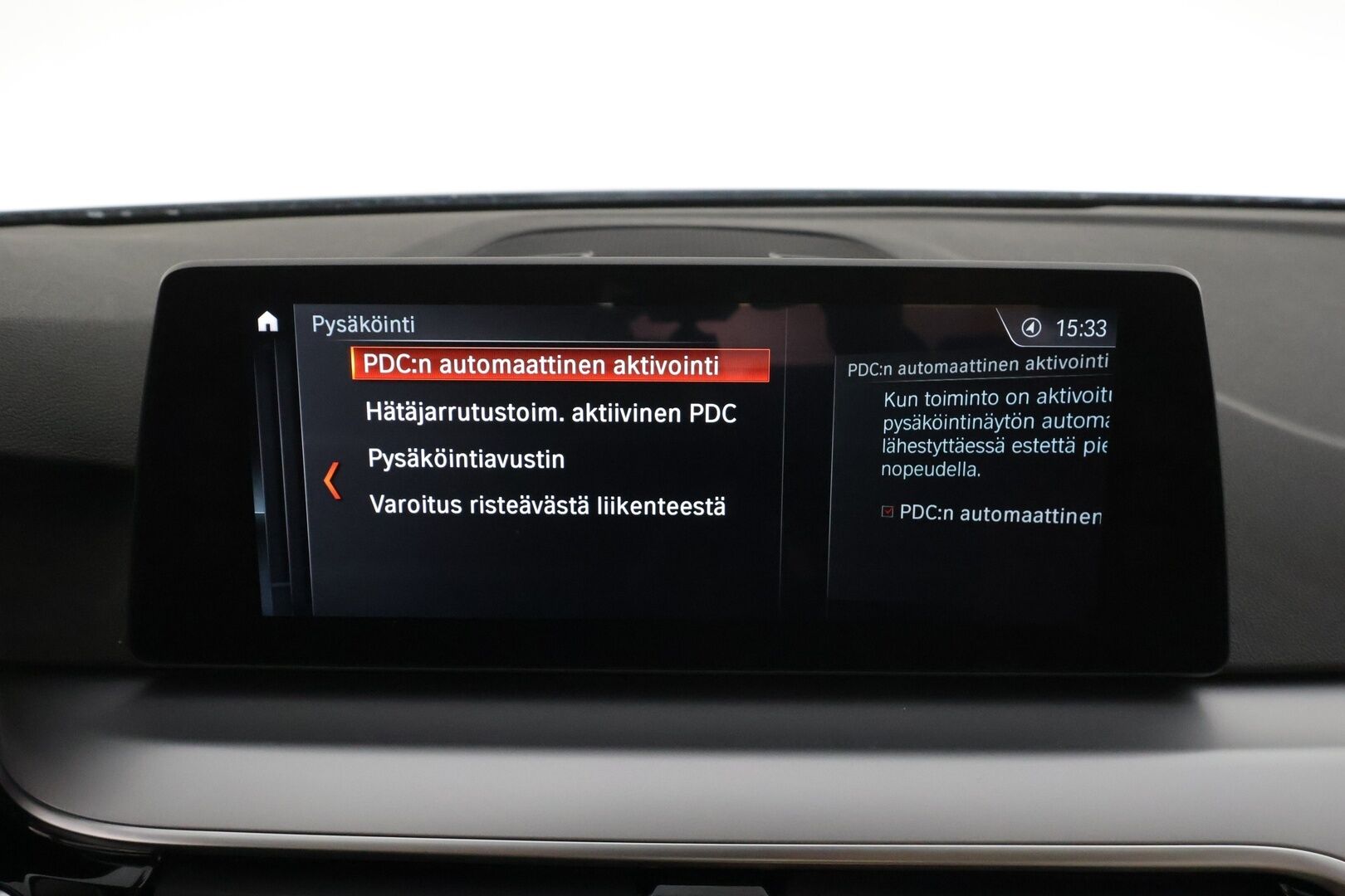 BMW 520 2017 G30 Sedan 520d A xDrive Business Comfort * ACC / LED / Sporttinahat / Kattoluukku / P.Kamera / Osasähköt * - Merkkihuollettu / Suomi-auto / Kahdet renkaat