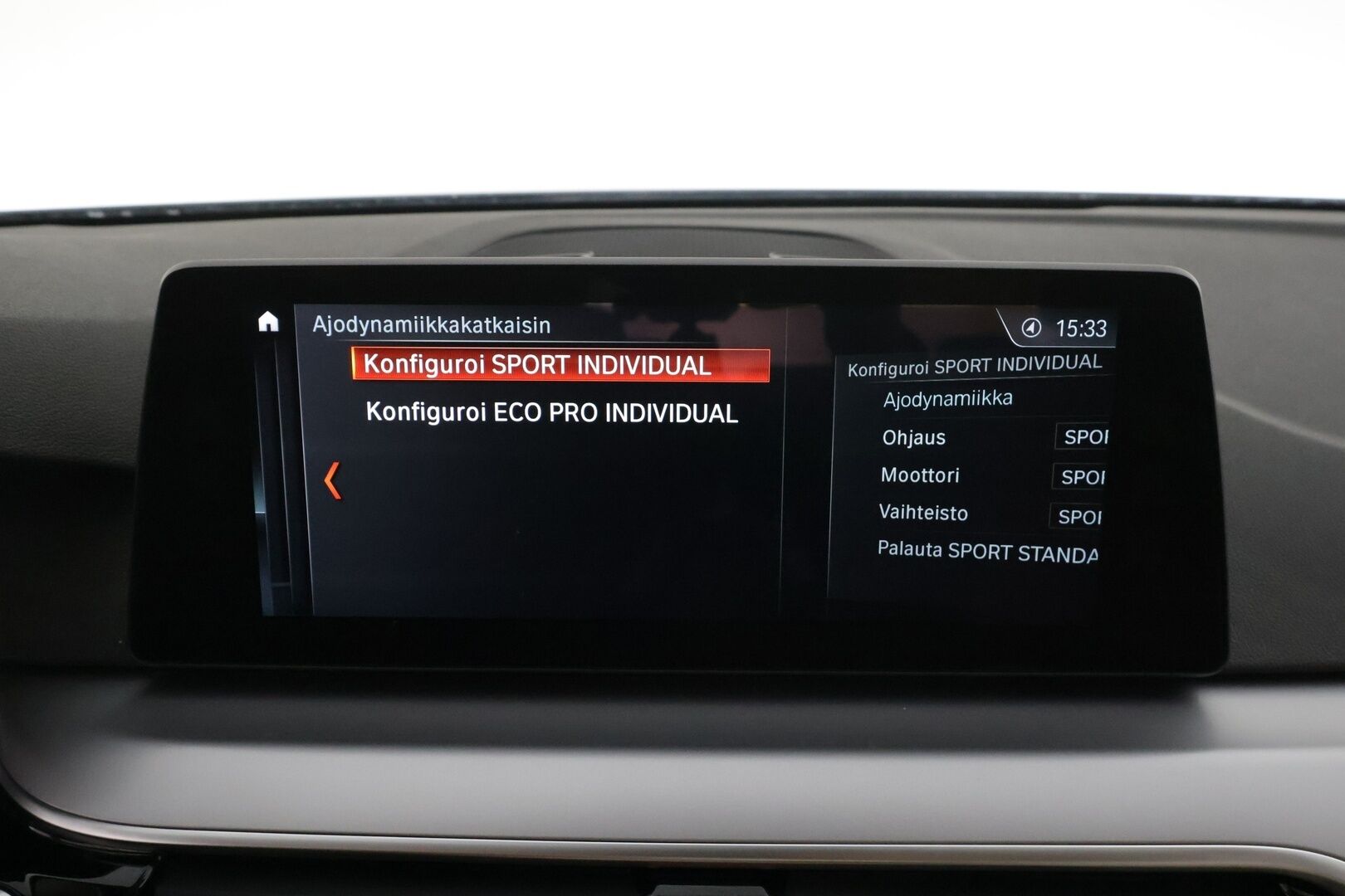 BMW 520 2017 G30 Sedan 520d A xDrive Business Comfort * ACC / LED / Sporttinahat / Kattoluukku / P.Kamera / Osasähköt * - Merkkihuollettu / Suomi-auto / Kahdet renkaat