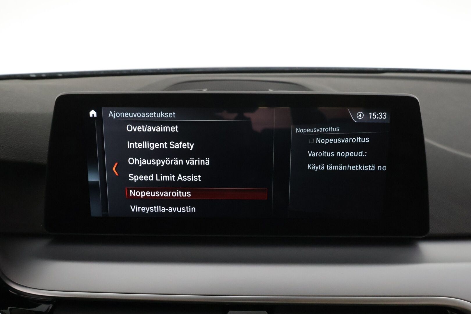 BMW 520 2017 G30 Sedan 520d A xDrive Business Comfort * ACC / LED / Sporttinahat / Kattoluukku / P.Kamera / Osasähköt * - Merkkihuollettu / Suomi-auto / Kahdet renkaat