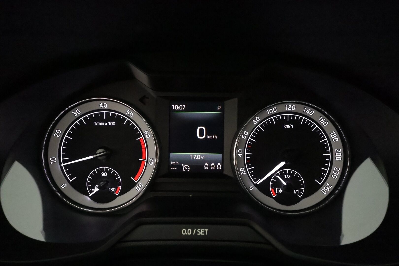 Skoda Octavia 2017 Combi 1,4 TSI Style DSG  **Webasto / Adapt.Vakkari / P.kamera / LED-valot / Katveavustin / Apple&Android / KeylessGO** - Suomi-auto / 2x Renkaat