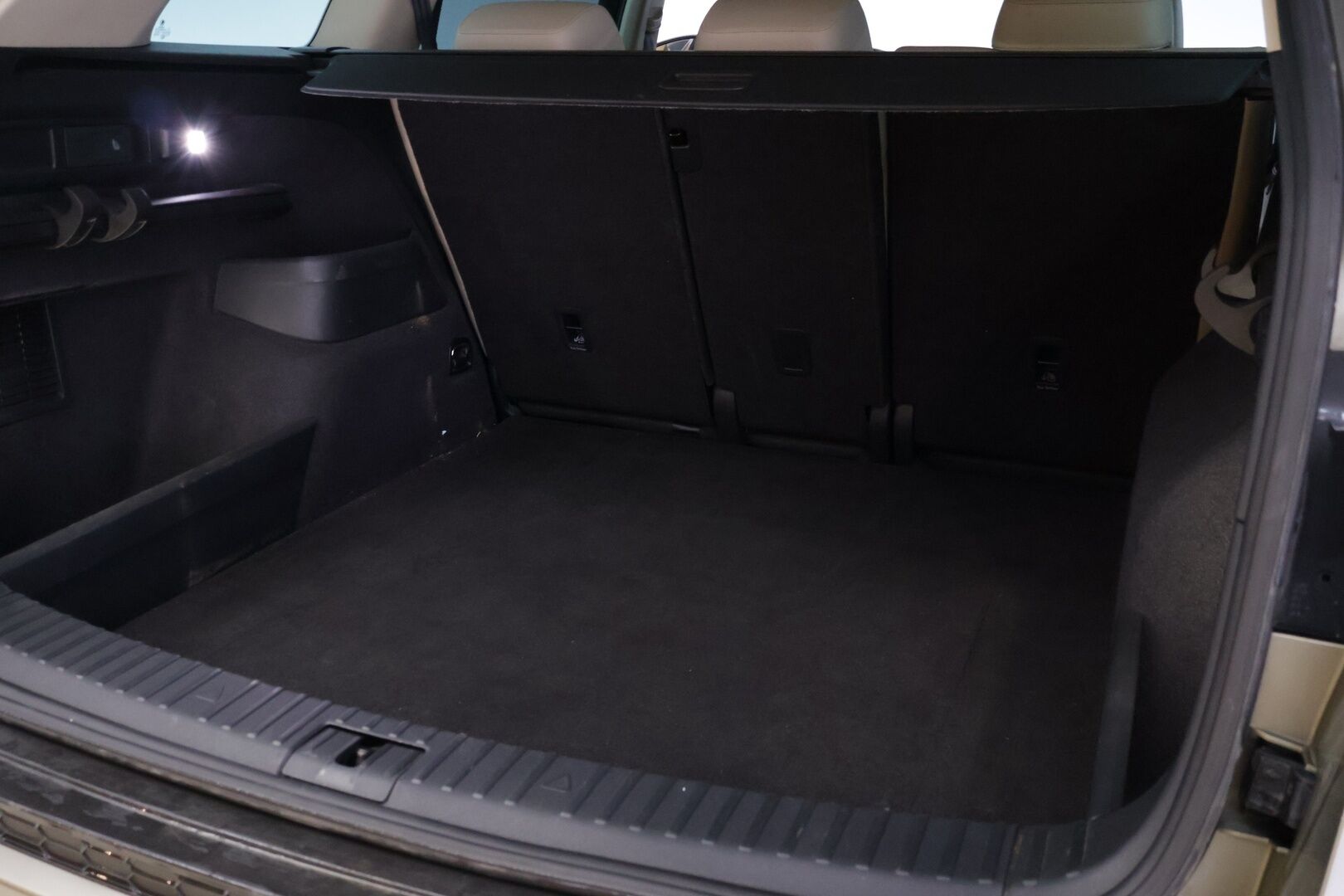 Skoda Kodiaq 2017 1,4 TSI 4x4 Style DSG Aut - | Webasto | Muistipenkki | Canton | Koukku | Adapt. vak | Keyless Go | Nahka-alcantara | 