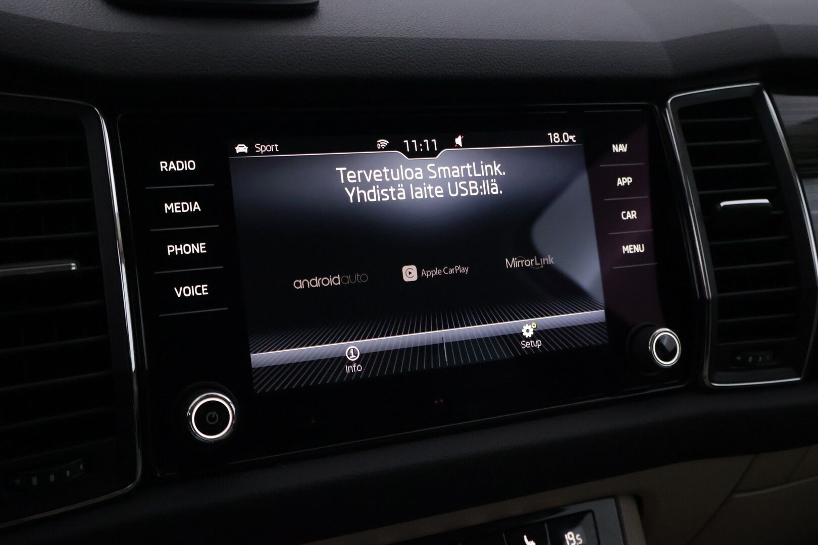 Skoda Kodiaq 2017 1,4 TSI 4x4 Style DSG Aut - | Webasto | Muistipenkki | Canton | Koukku | Adapt. vak | Keyless Go | Nahka-alcantara | 