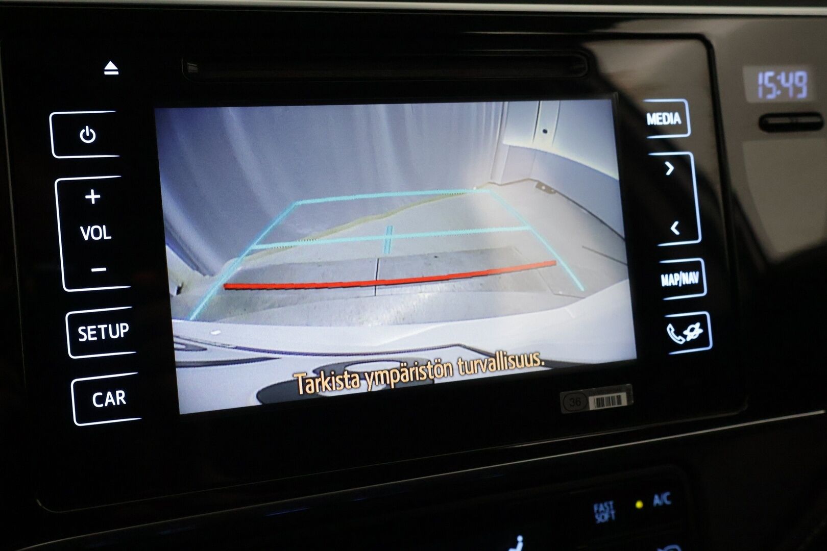 Toyota Auris 2017 Touring Sports 1,8 Hybrid Active / P-kamera / Lohko / Vakionopeudensäädin* - 2x Renkaat / Hyvät huollot / Suomi-auto*