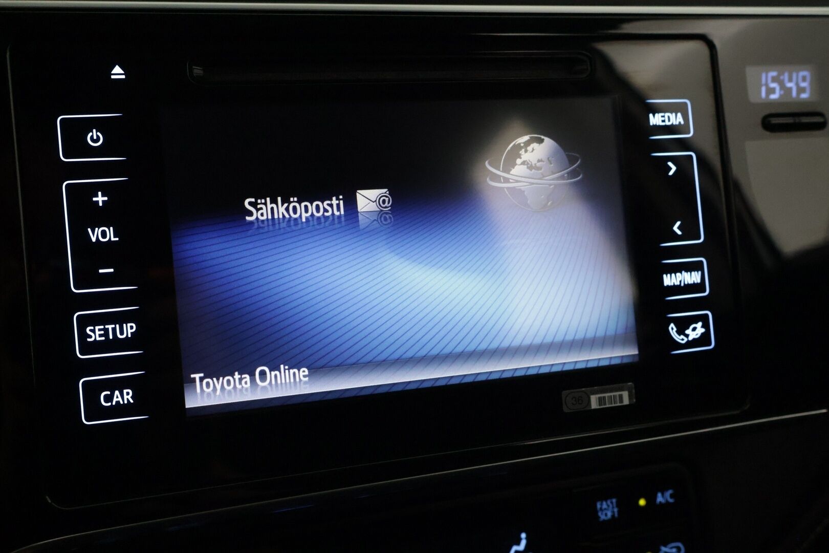 Toyota Auris 2017 Touring Sports 1,8 Hybrid Active / P-kamera / Lohko / Vakionopeudensäädin* - 2x Renkaat / Hyvät huollot / Suomi-auto*