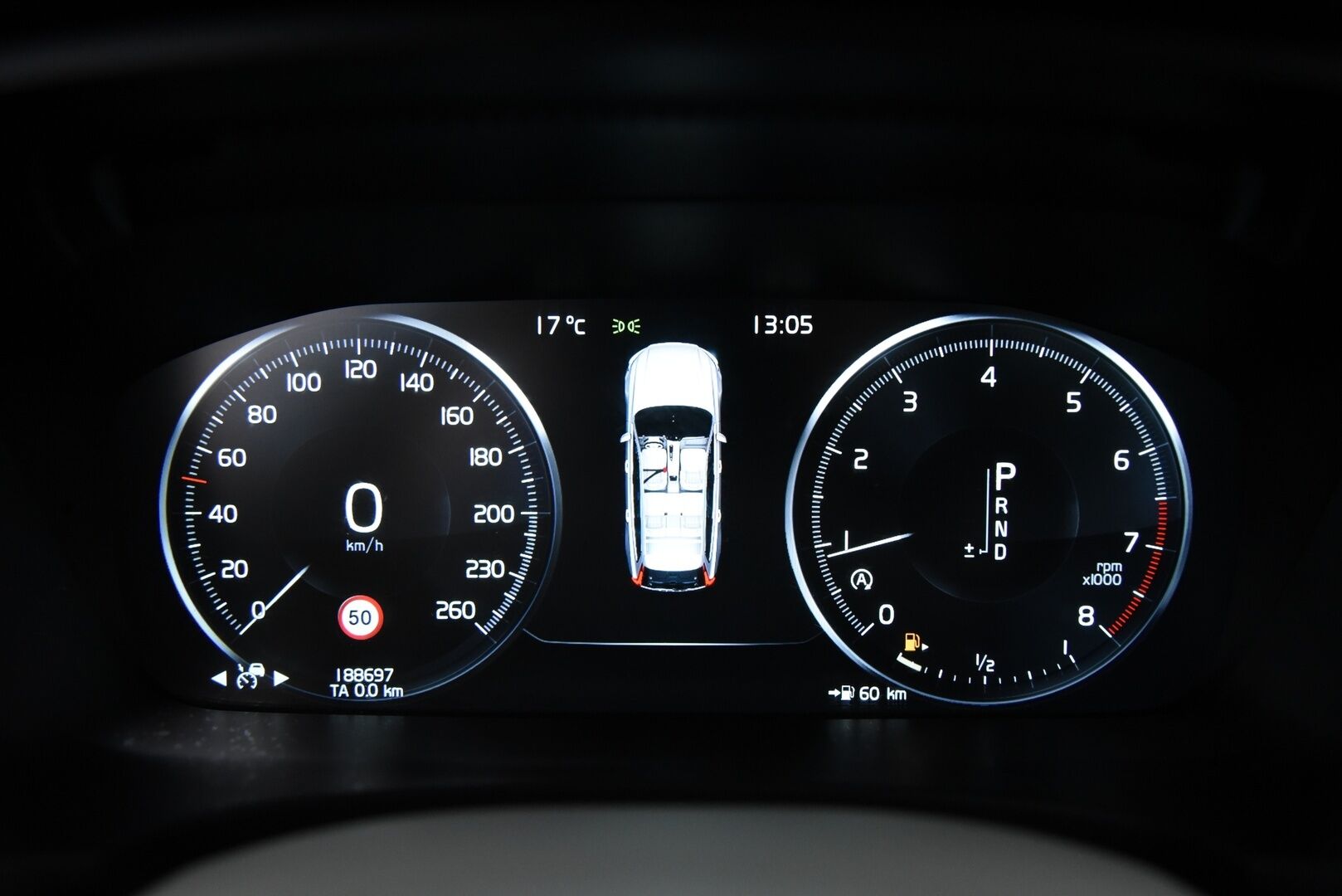 Volvo V90 2016 T6 AWD Inscription aut / B&W / Adapt. vak / Nahkat muistilla / VOC / P-kamera / Koukku - 3,99 % KORKOTARJOUS TÄHÄN AUTOON - 31.5. ASTI! - Harvinainen rehtibensa huippuvarusteilla! / Suomi-auto / 