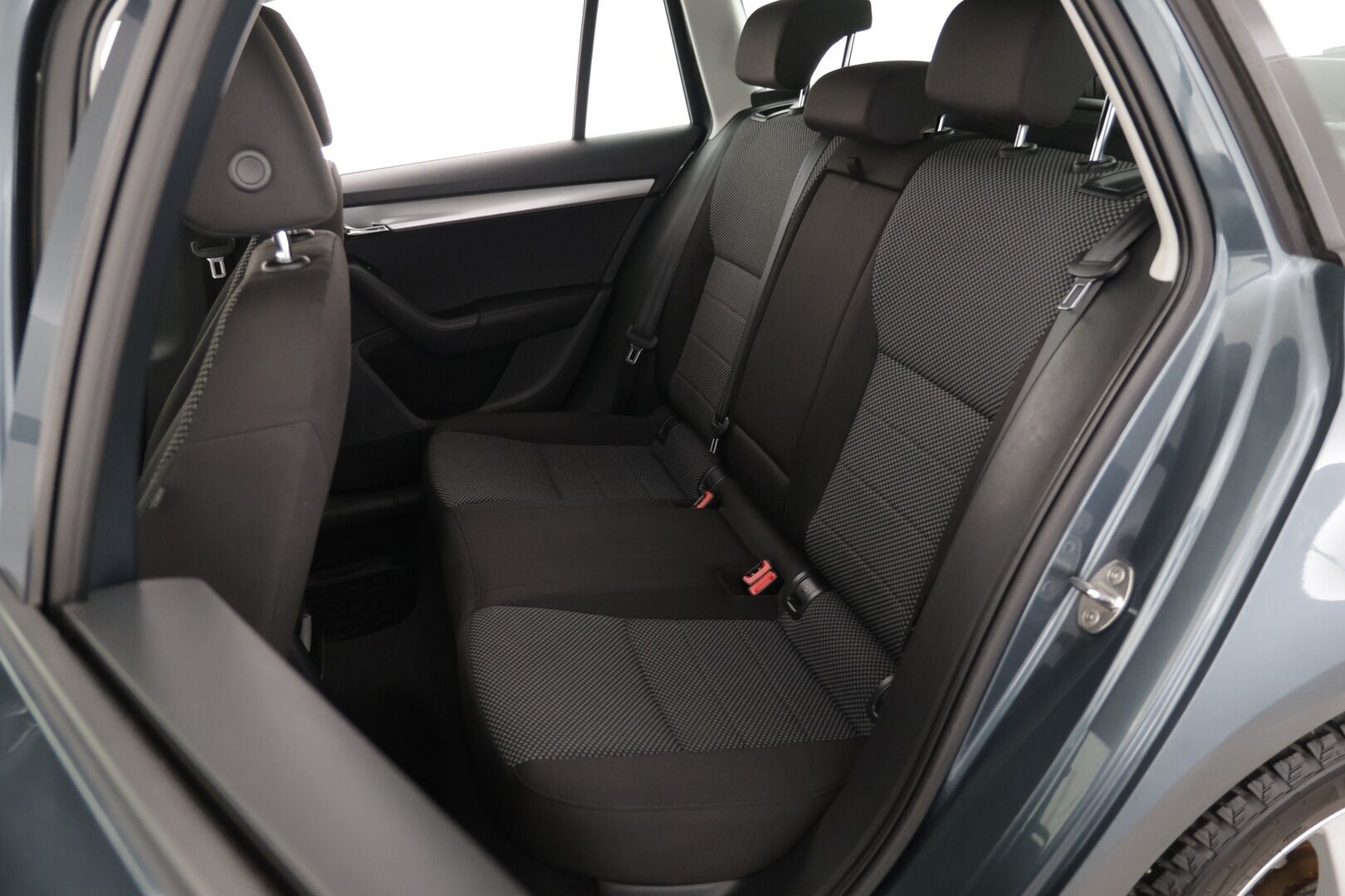 Skoda Octavia 2017 Combi 1,0 TSI Ambition* / Tutka / Vakkari / Webasto / 2x renkaat/ - Huippu käyttöauto / Hyvät lisävarusteet / Sopu kilsat! - HULLUT AVAJAISHULINAT KORKOTARJOUS 3,29 %