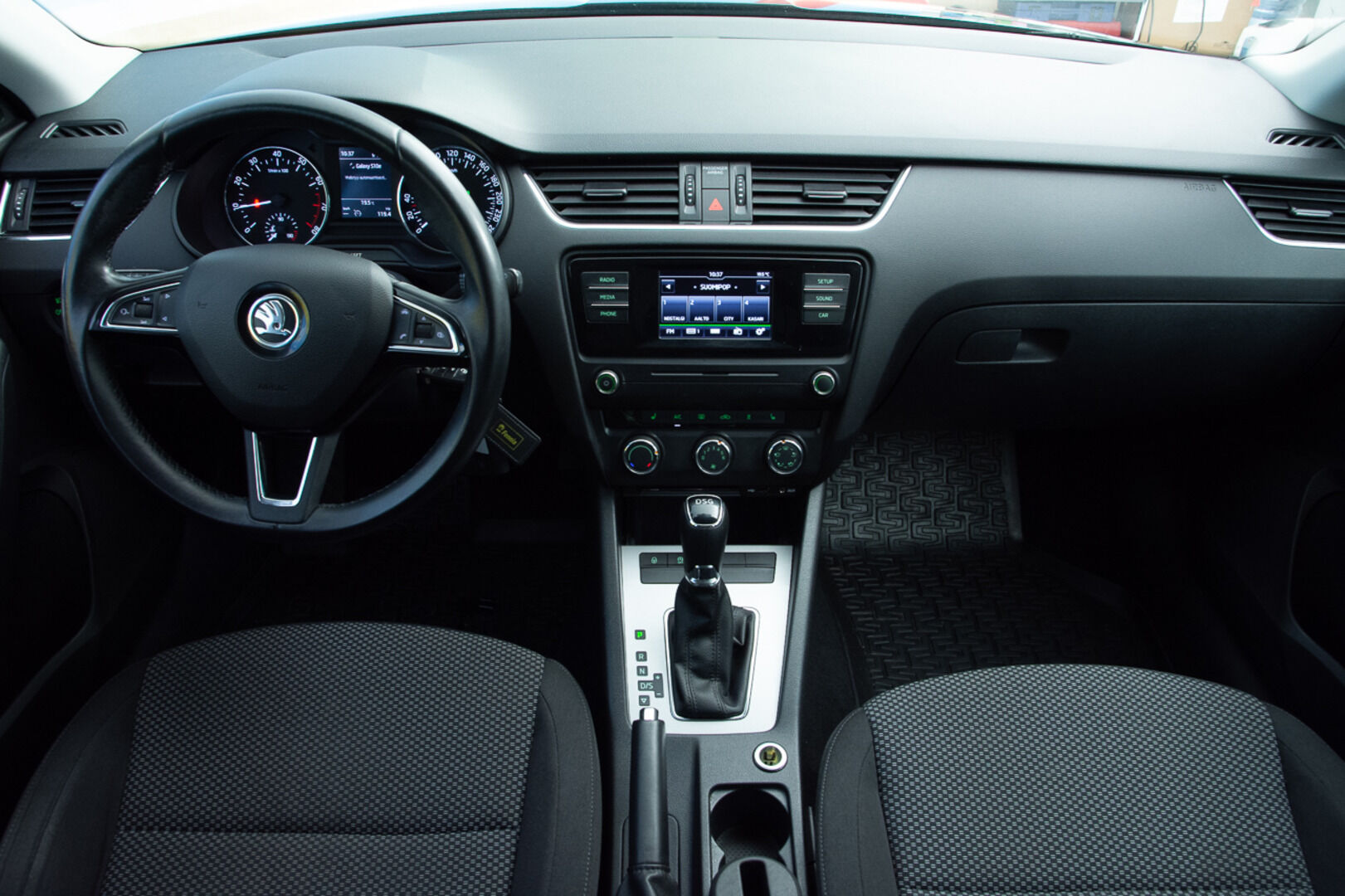 Skoda Octavia 2017 Combi 1,0 TSI Ambition* / Tutka / Vakkari / Webasto / 2x renkaat/ - * Webasto / Tutka / Vakkari*